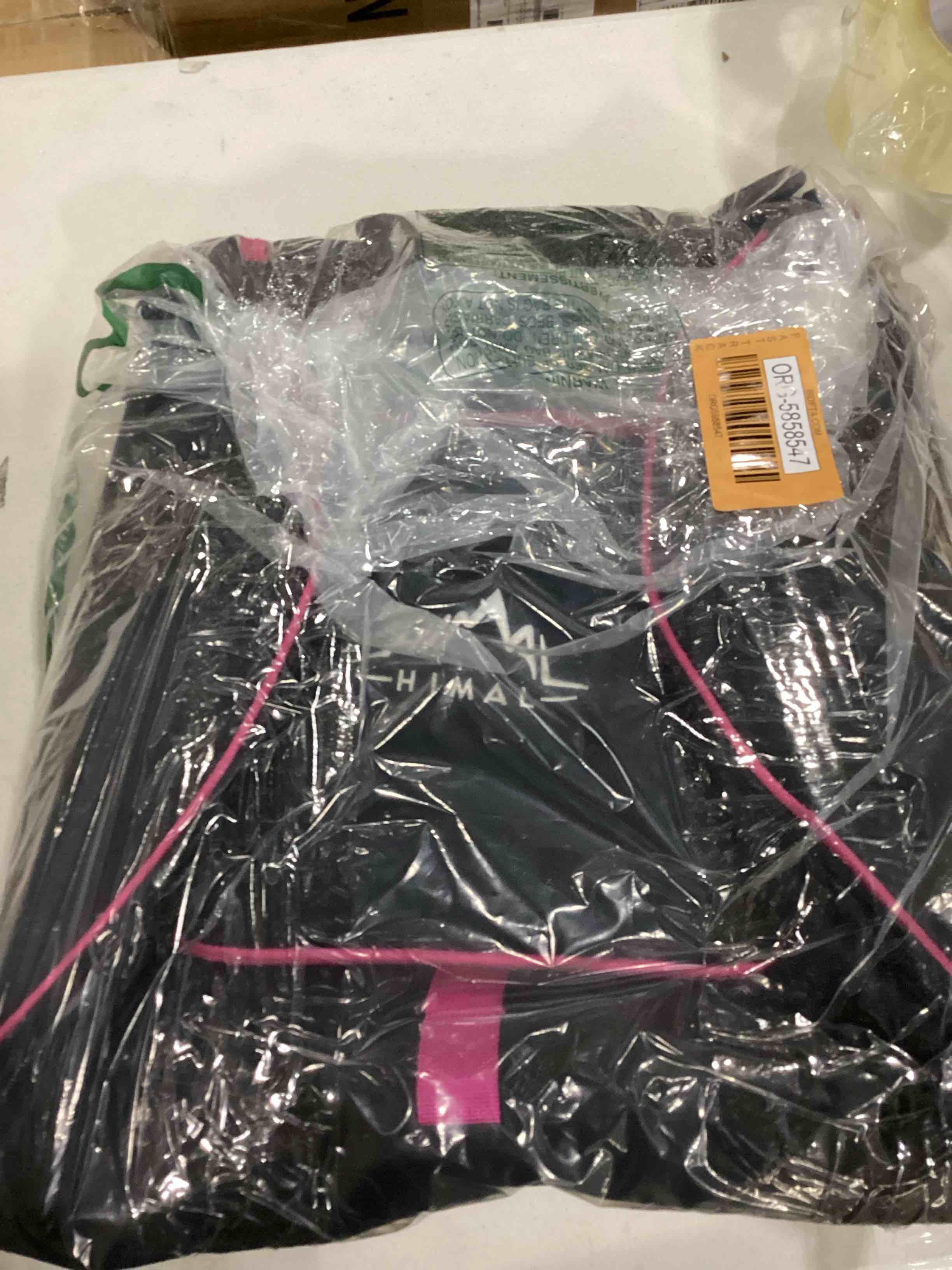 https://s3.amazonaws.com/lotting-images-prod/bidfta/ORG5858547_1714567721535.jpeg