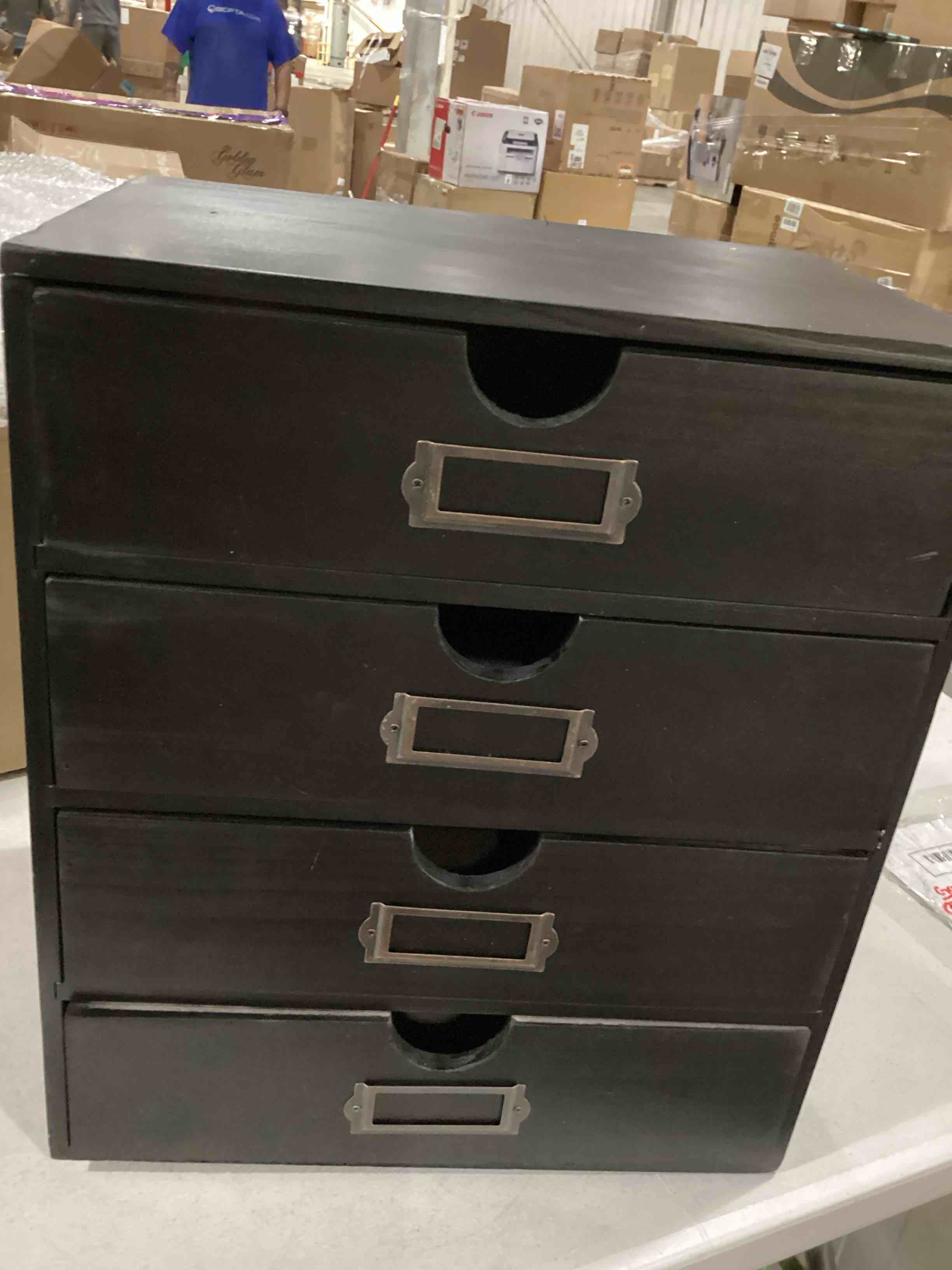 https://s3.amazonaws.com/lotting-images-prod/bidfta/ORG5858559_1714570190264.jpeg