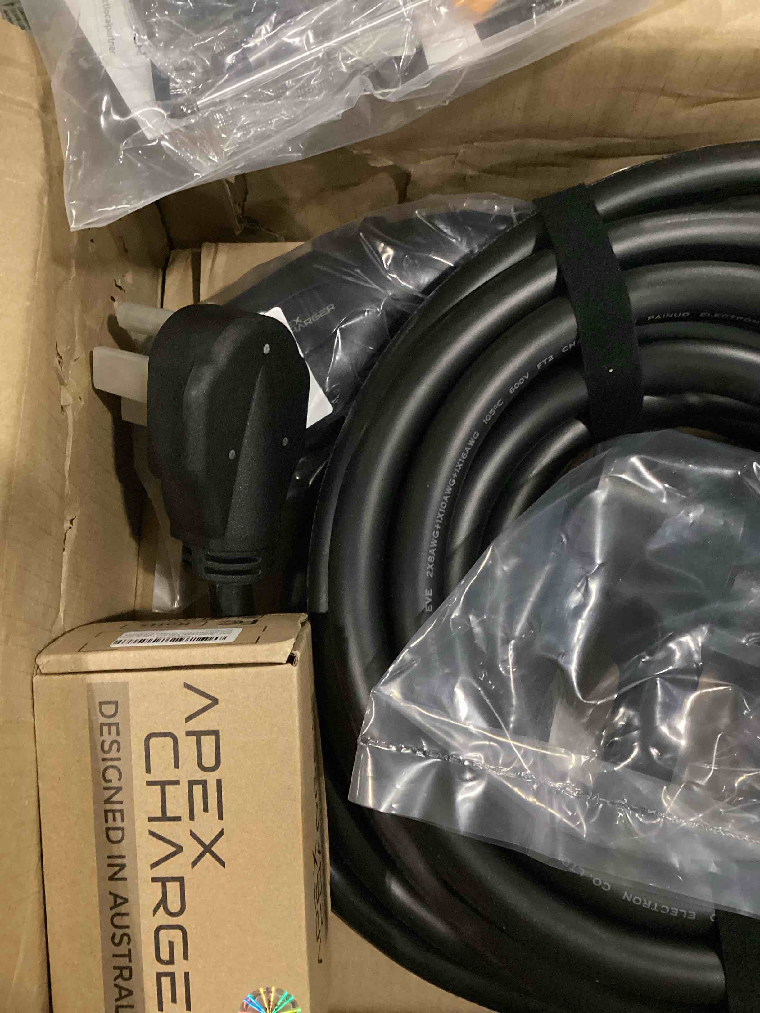 https://s3.amazonaws.com/lotting-images-prod/bidfta/ORG5859383_1715259208019.jpeg