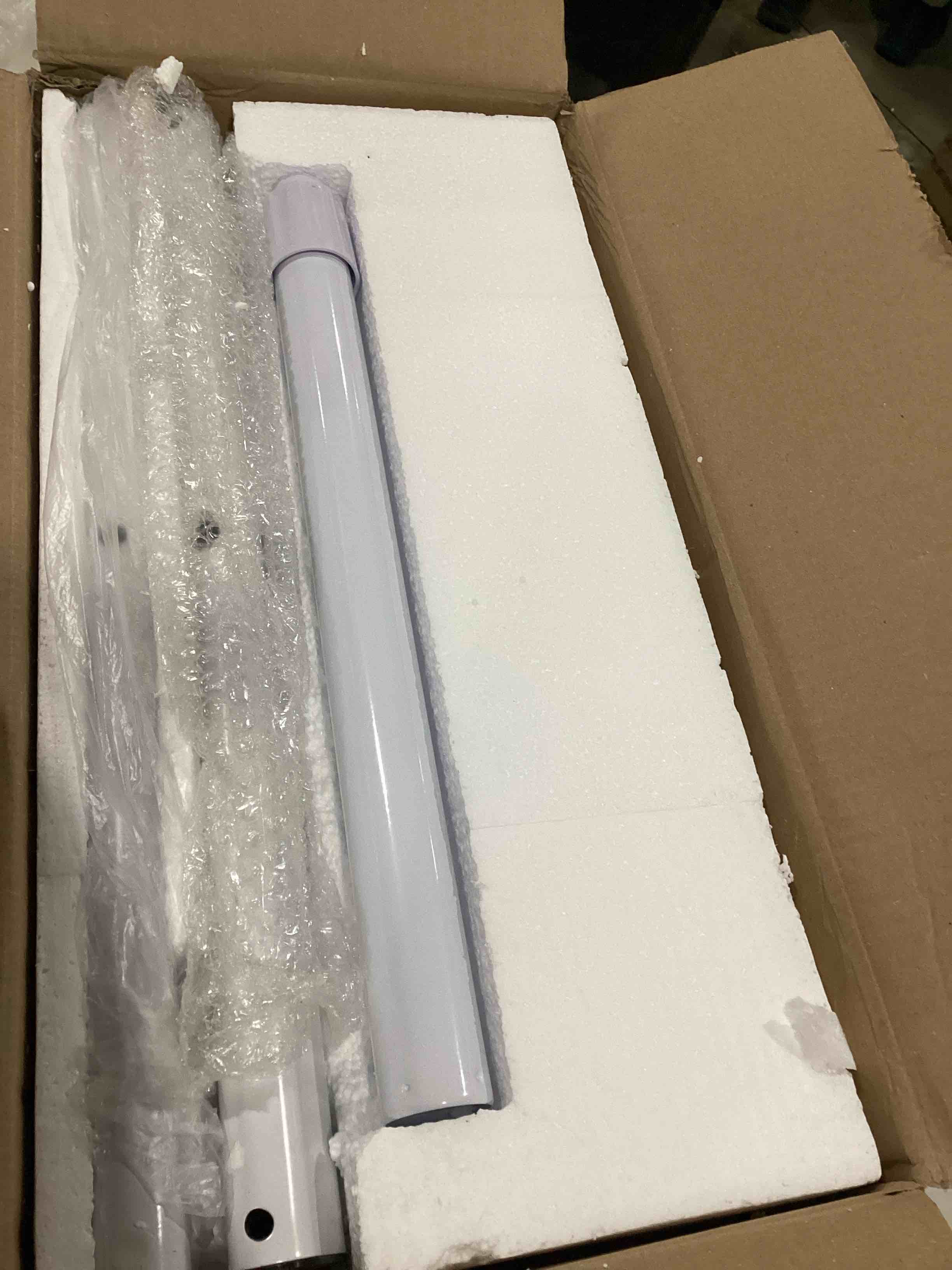 https://s3.amazonaws.com/lotting-images-prod/bidfta/ORG5859420_1715266422180.jpeg