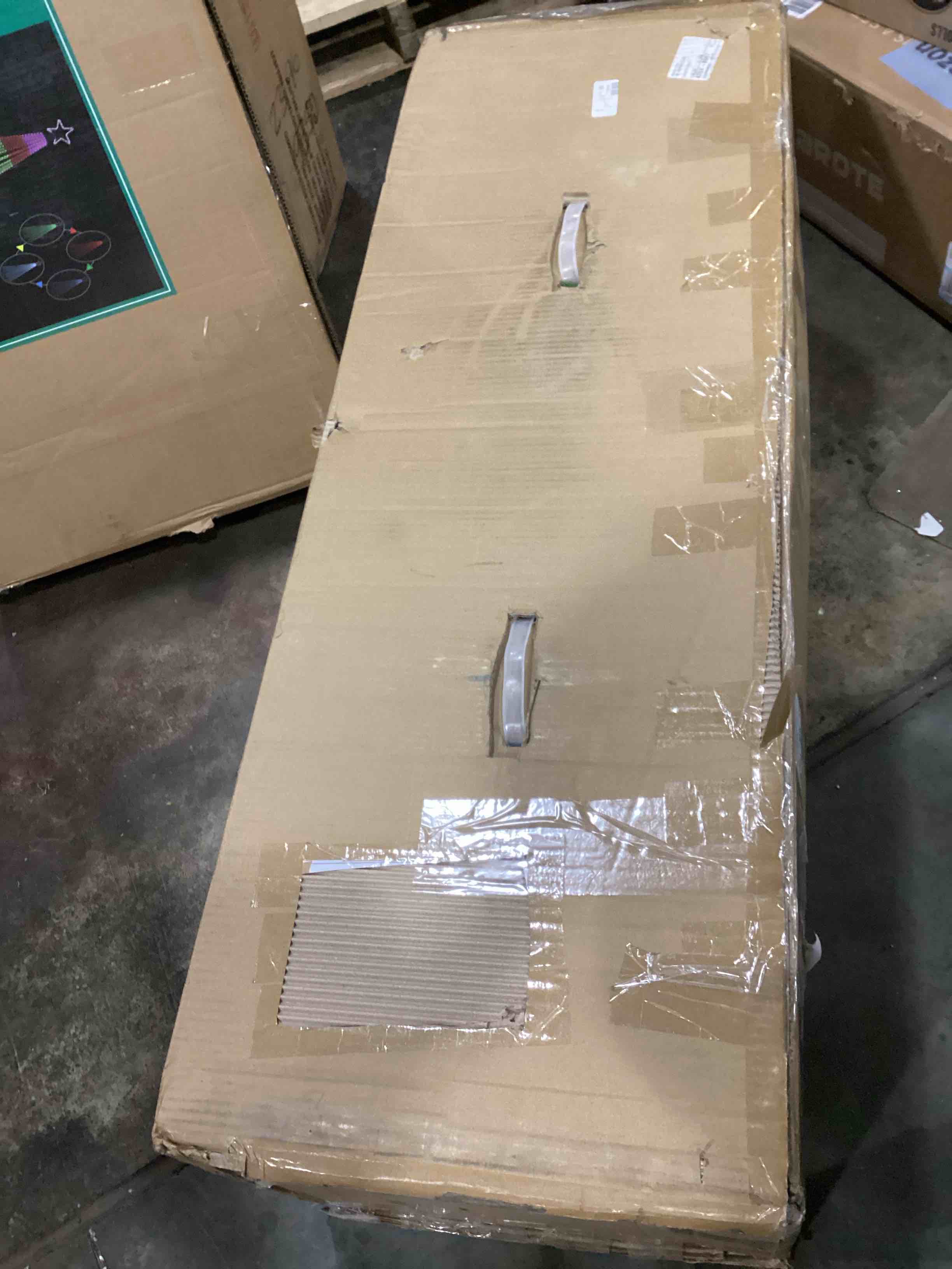 https://s3.amazonaws.com/lotting-images-prod/bidfta/ORG5859436_1715272765372.jpeg