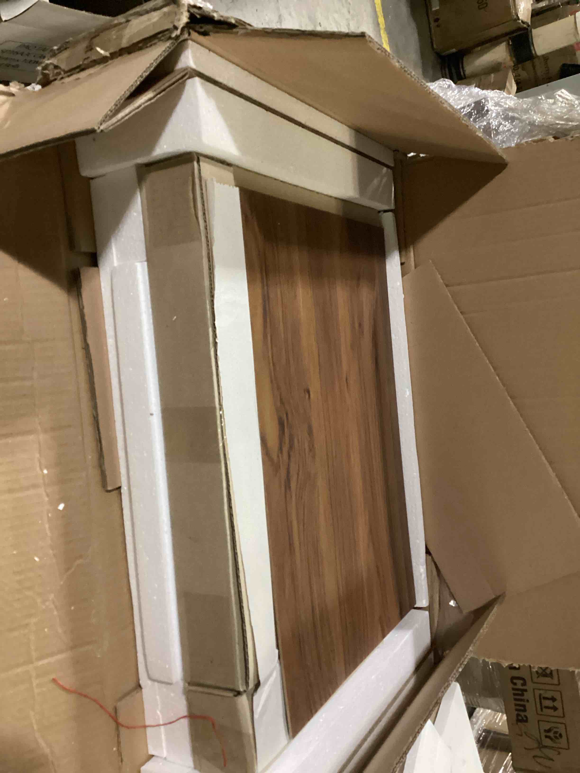 https://s3.amazonaws.com/lotting-images-prod/bidfta/ORG5860357_1716983541558.jpeg