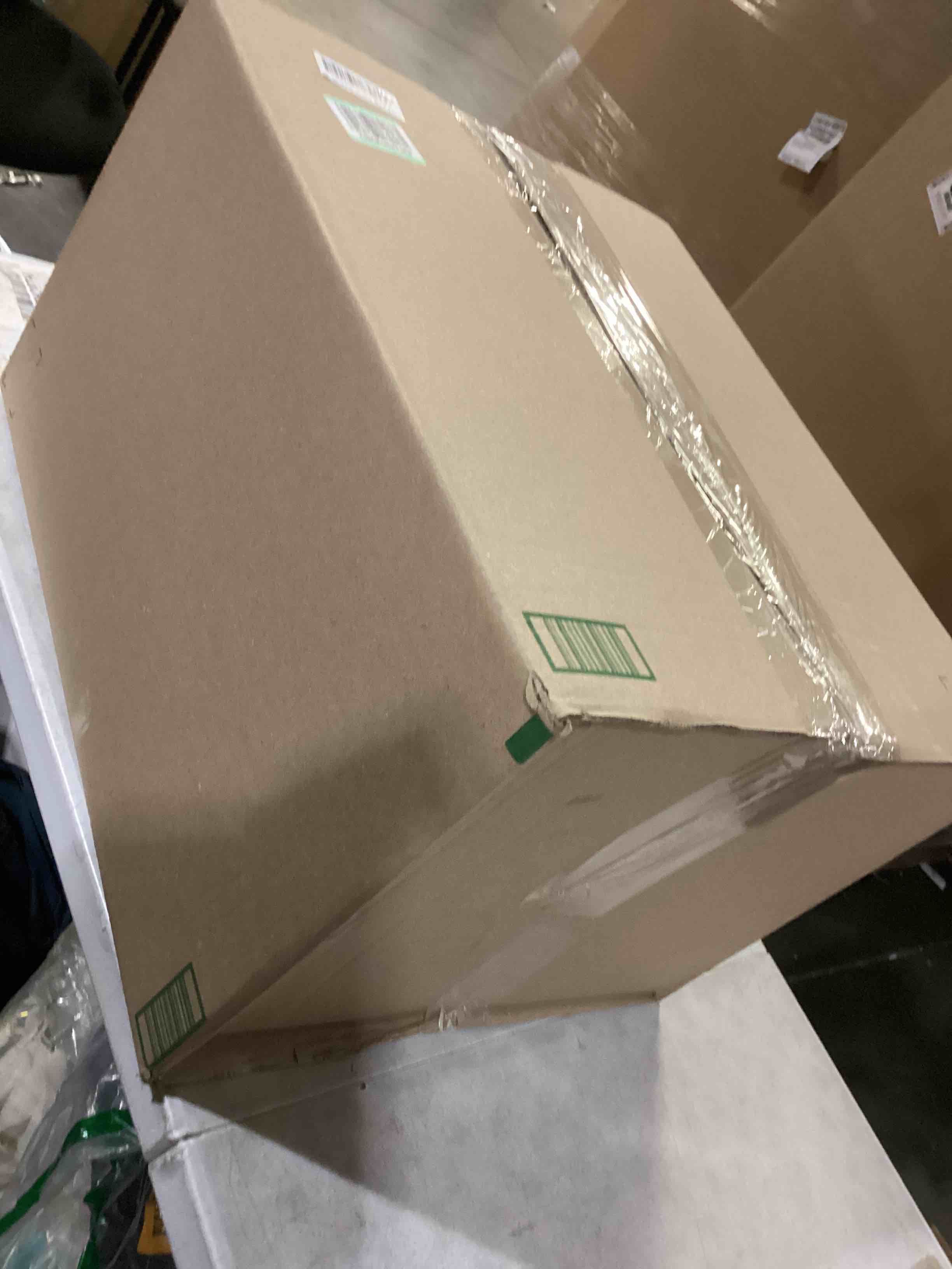 https://s3.amazonaws.com/lotting-images-prod/bidfta/ORG5860490_1717080827074.jpeg