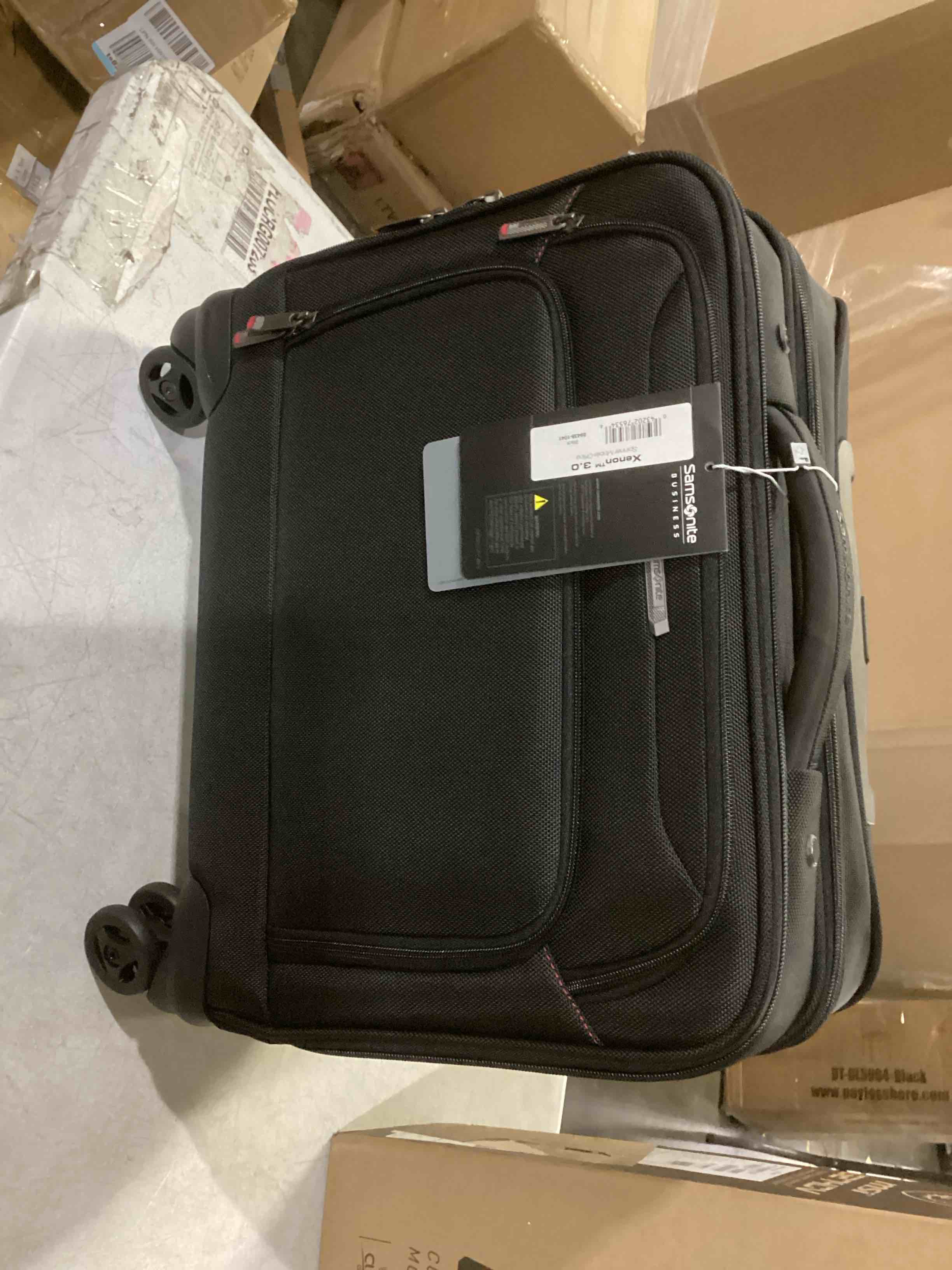 https://s3.amazonaws.com/lotting-images-prod/bidfta/ORG5860751_1717266689916.jpeg