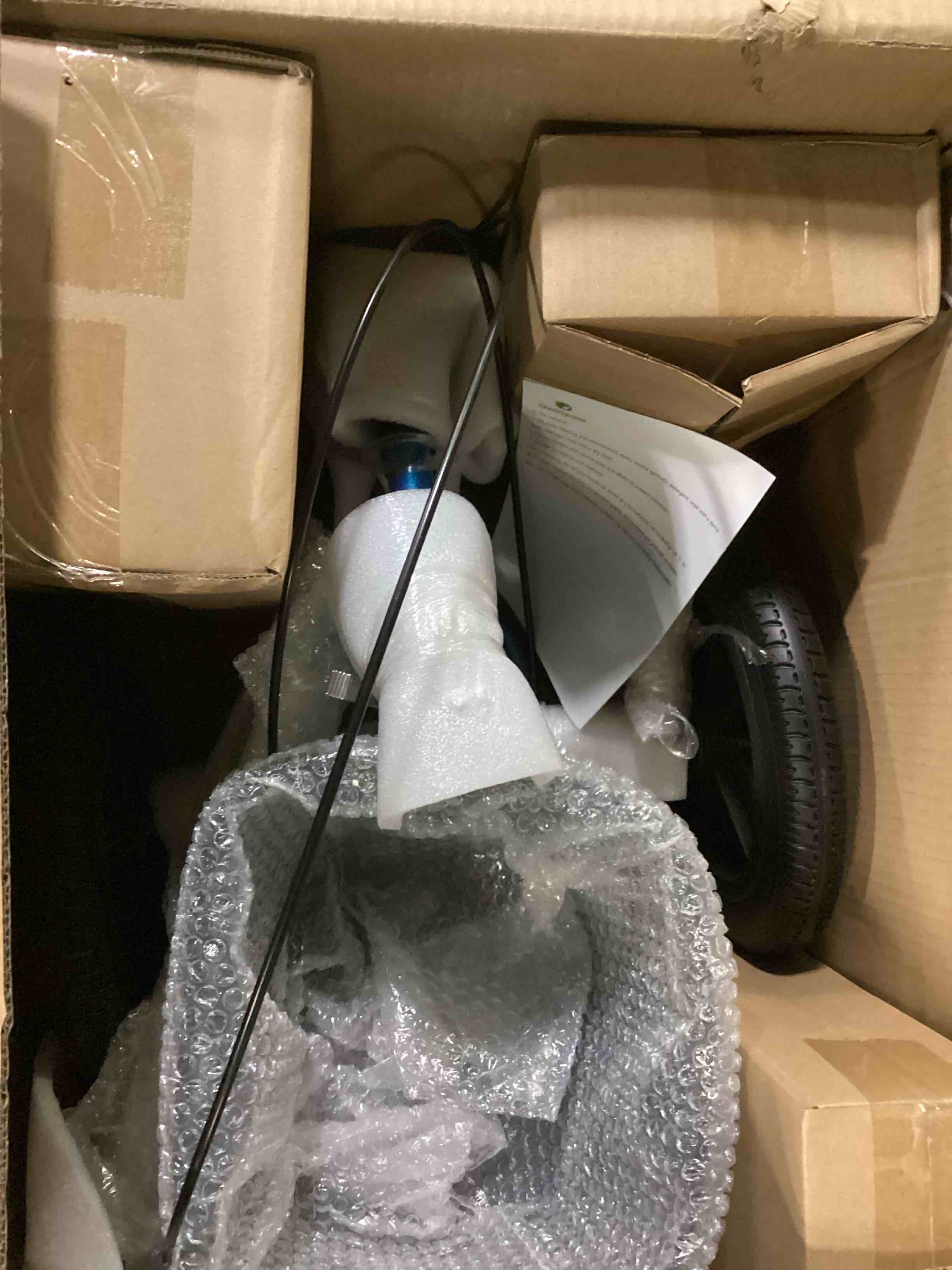 https://s3.amazonaws.com/lotting-images-prod/bidfta/ORG5861995_1715082497703.jpeg