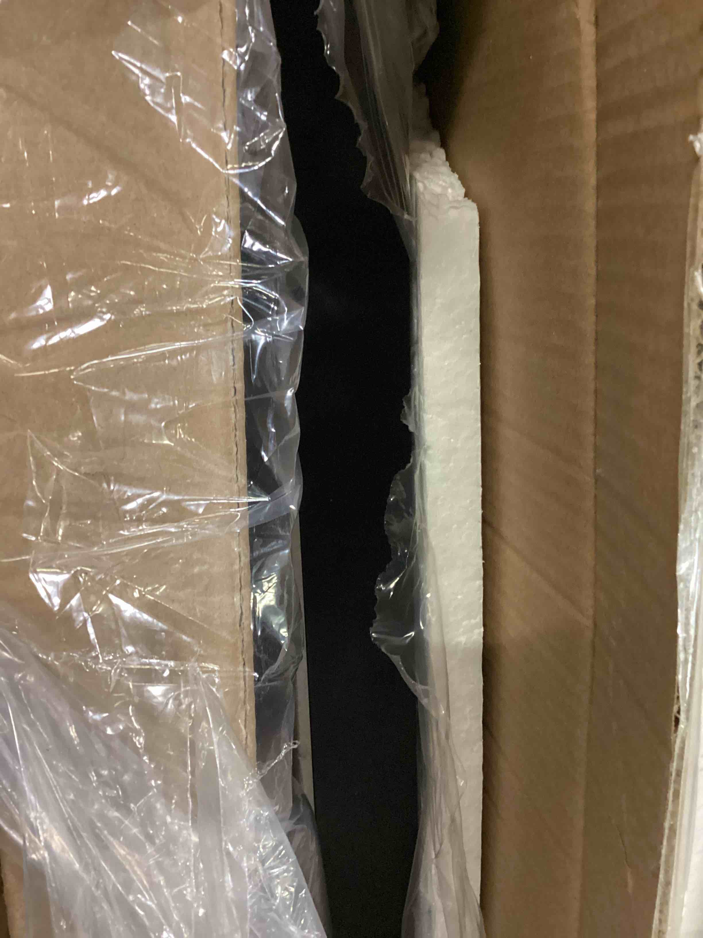 https://s3.amazonaws.com/lotting-images-prod/bidfta/ORG5862184_1715190880531.jpeg
