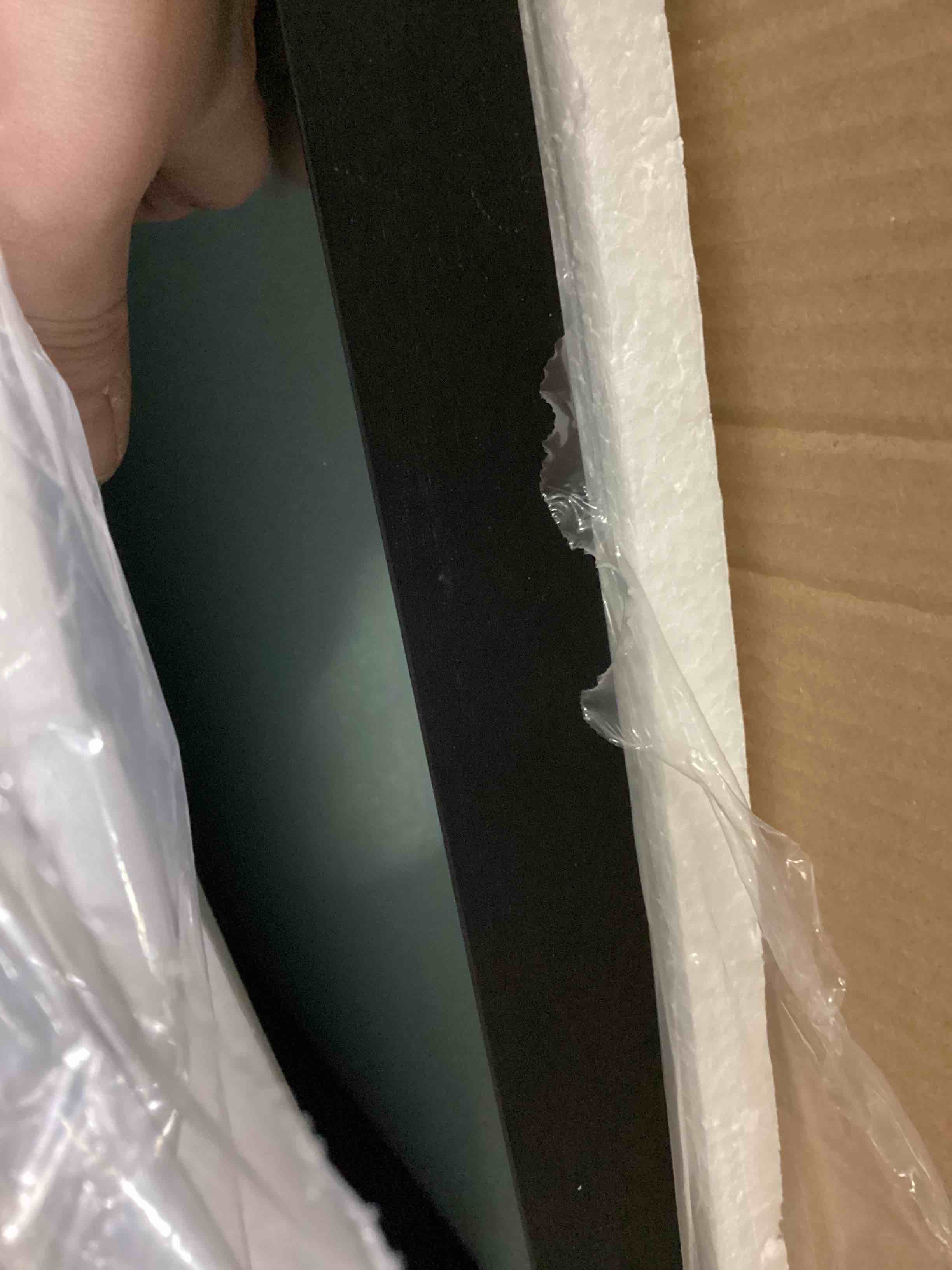 https://s3.amazonaws.com/lotting-images-prod/bidfta/ORG5862184_1715190905098.jpeg