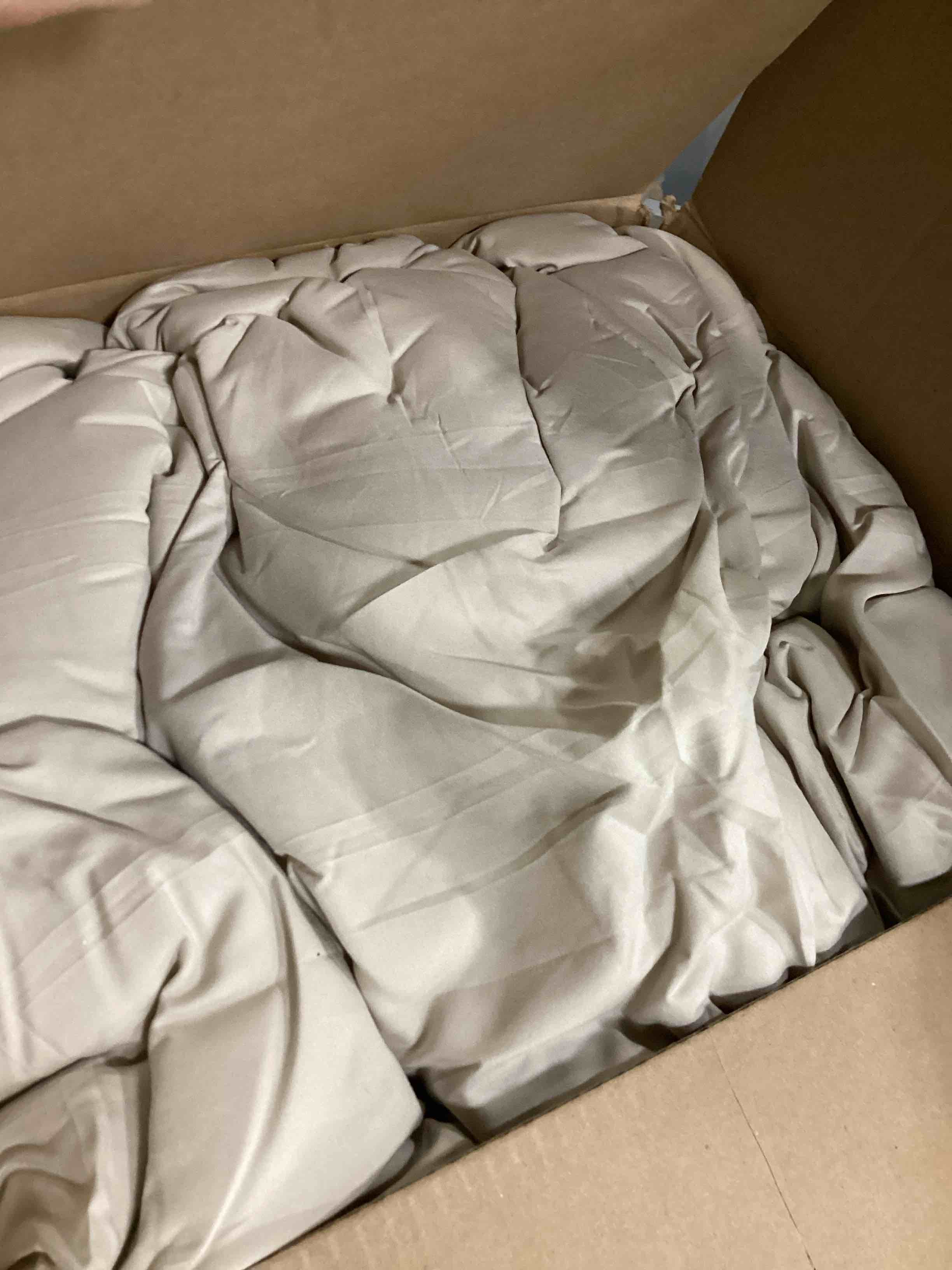 https://s3.amazonaws.com/lotting-images-prod/bidfta/ORG5862323_1715277211028.jpeg
