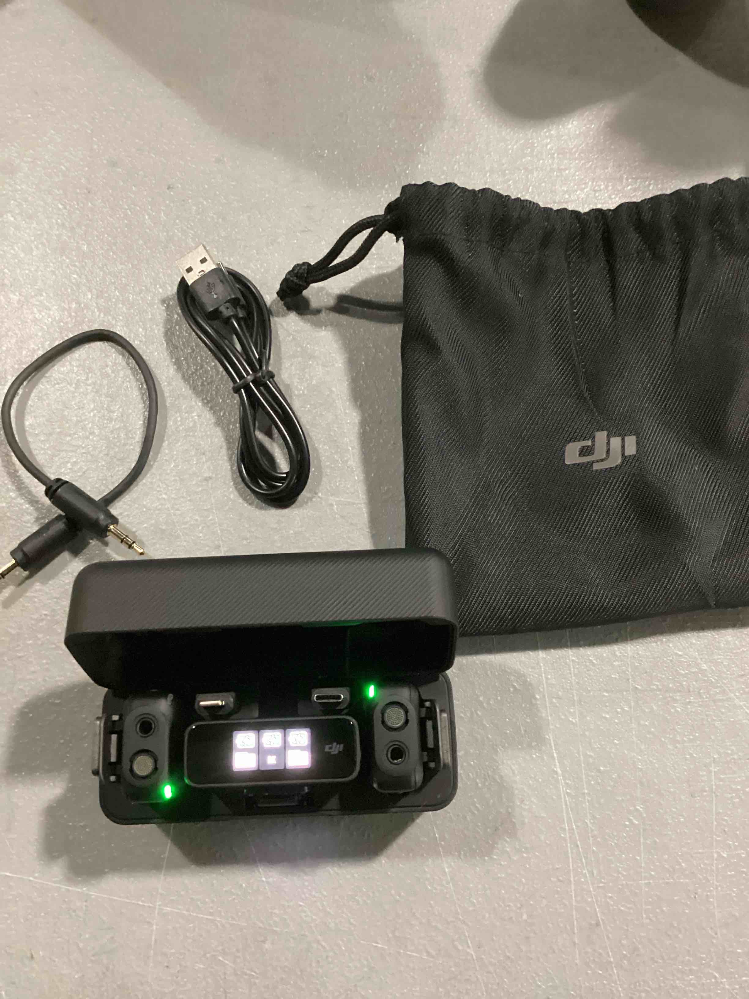 https://s3.amazonaws.com/lotting-images-prod/bidfta/ORG5863001_1714409603285.jpeg