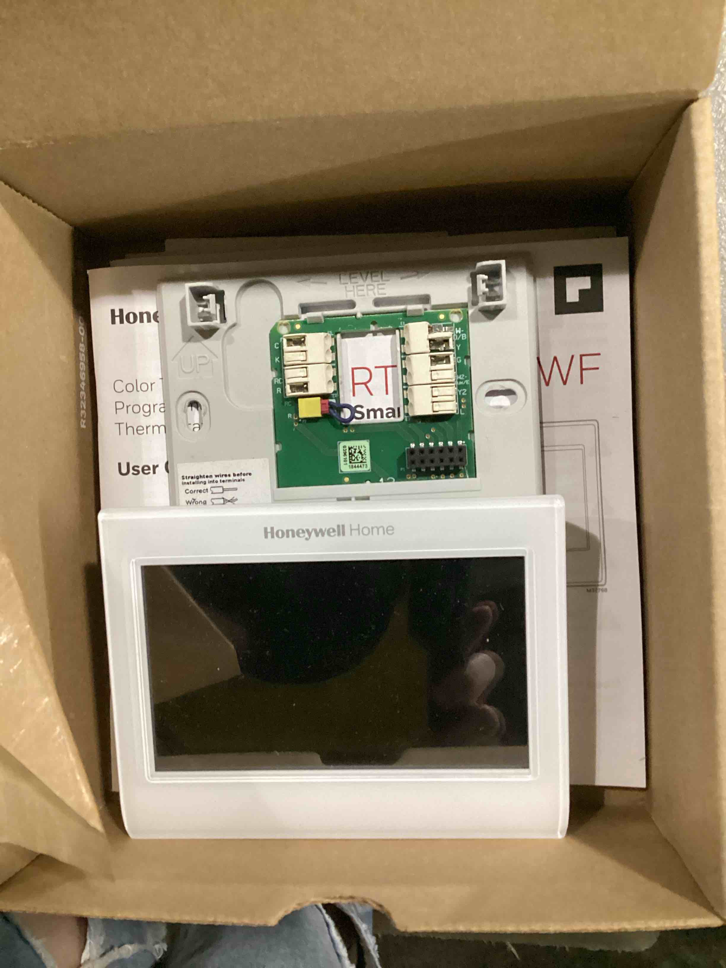 https://s3.amazonaws.com/lotting-images-prod/bidfta/ORG5863085_1714483003809.jpeg