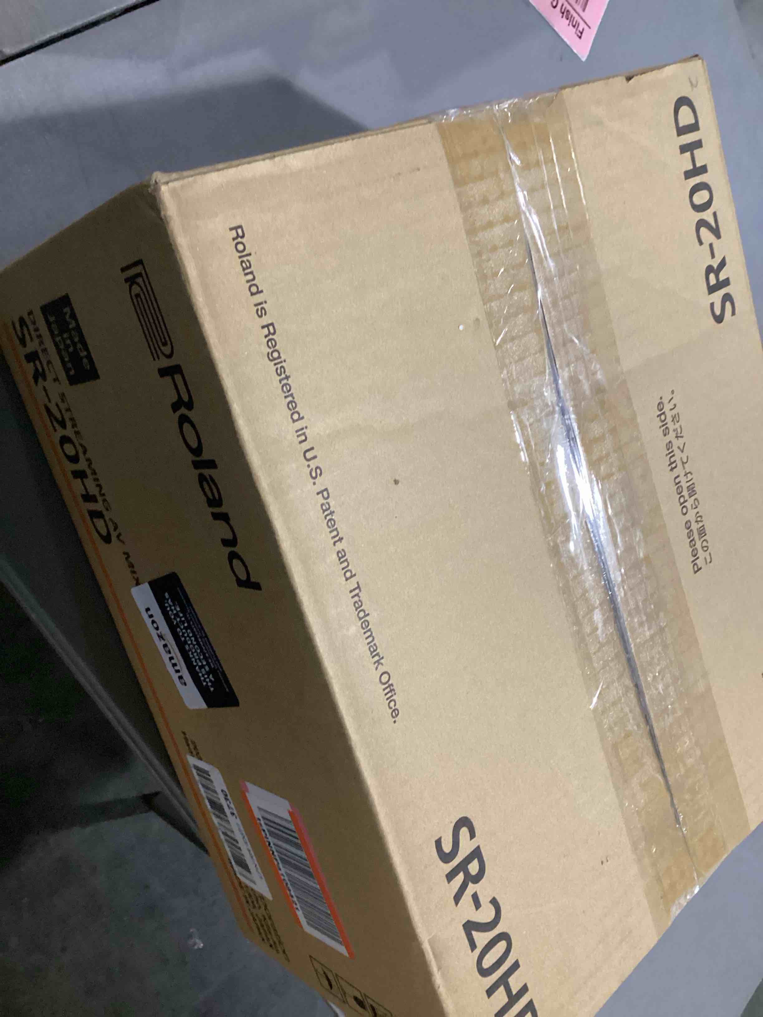 https://s3.amazonaws.com/lotting-images-prod/bidfta/ORG5863138_1714497577785.jpeg