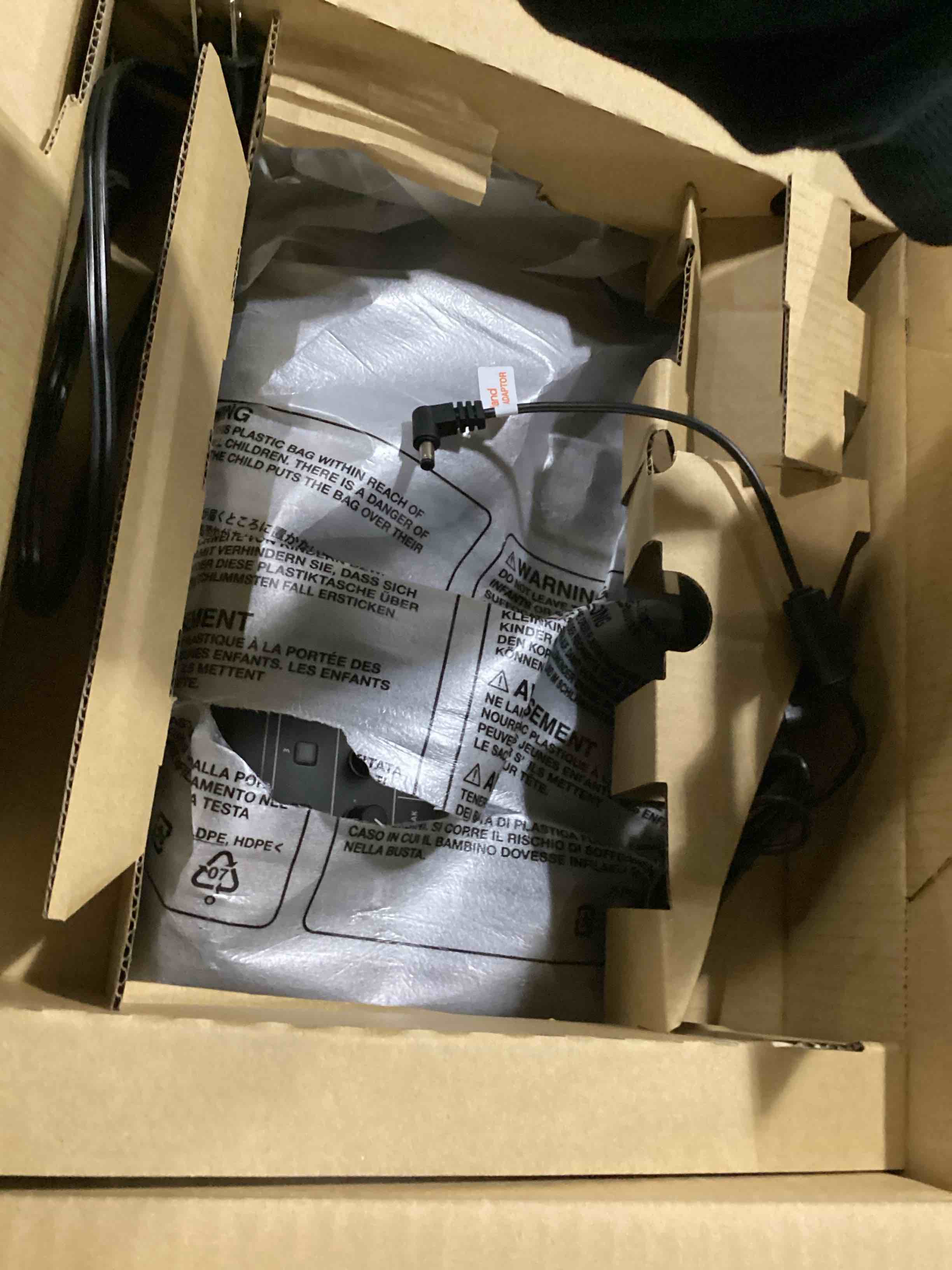 https://s3.amazonaws.com/lotting-images-prod/bidfta/ORG5863138_1714497605783.jpeg