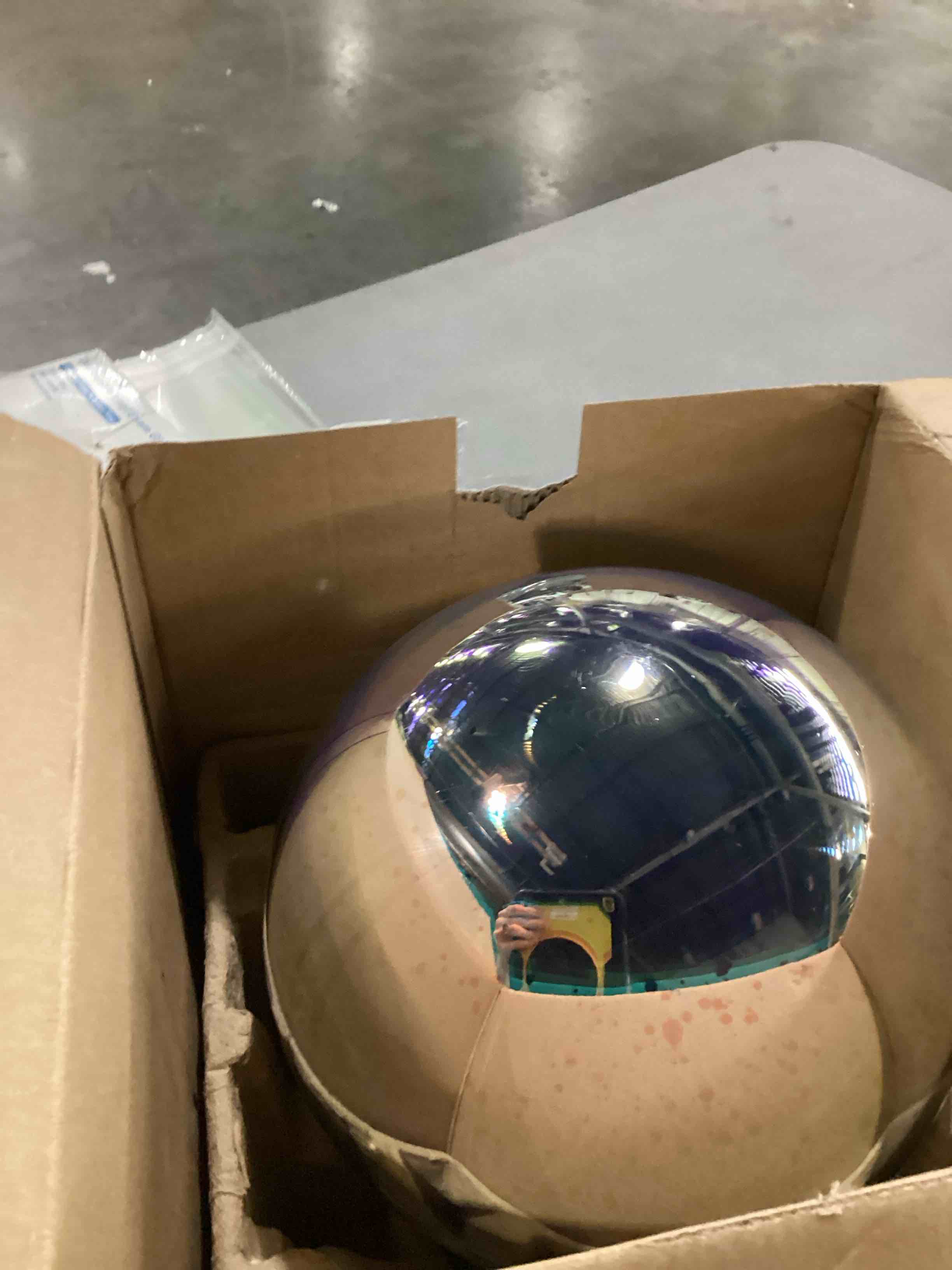 https://s3.amazonaws.com/lotting-images-prod/bidfta/ORG5863802_1715274433557.jpeg
