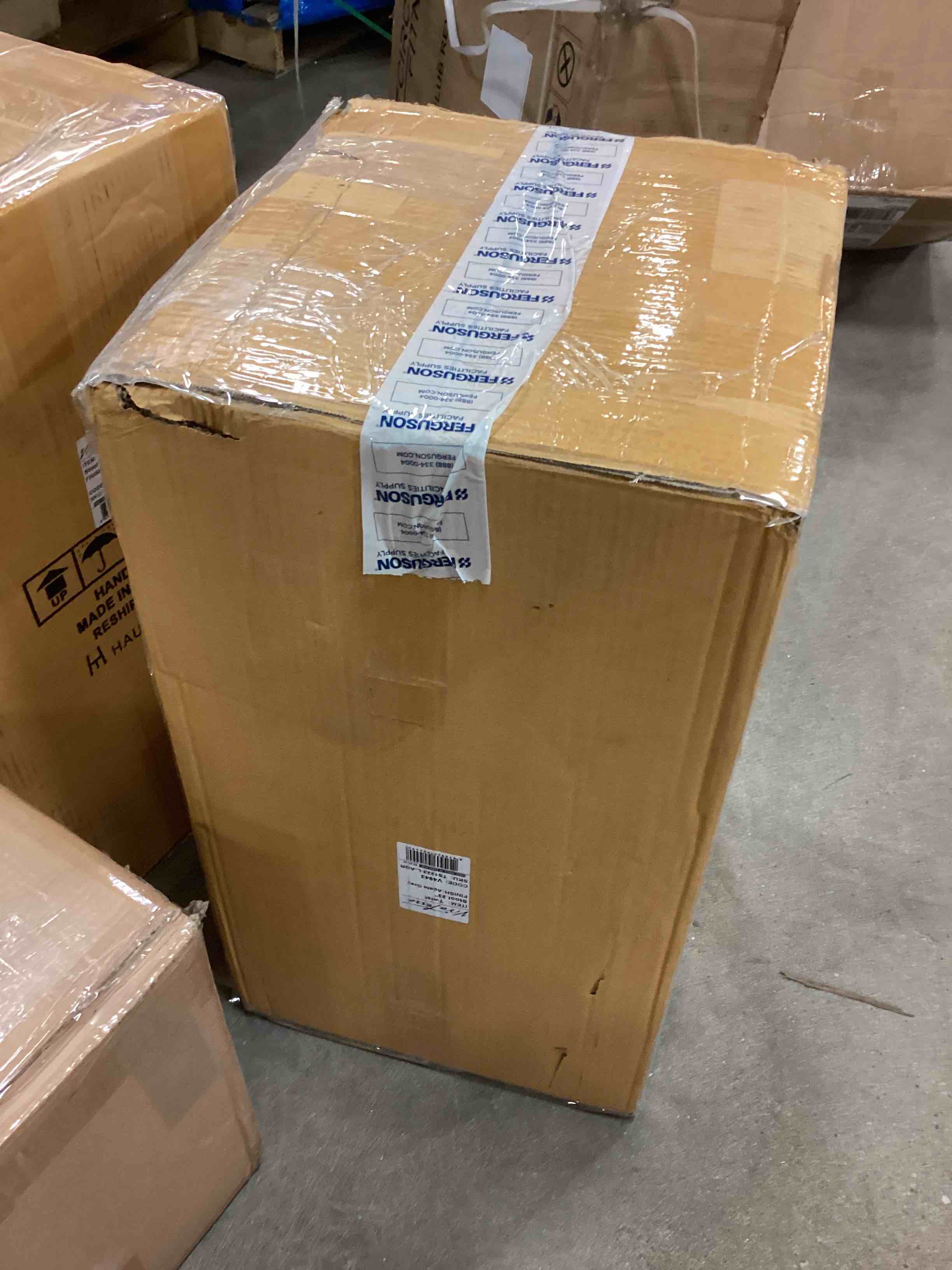 https://s3.amazonaws.com/lotting-images-prod/bidfta/ORG5867089_1708630930955.jpeg