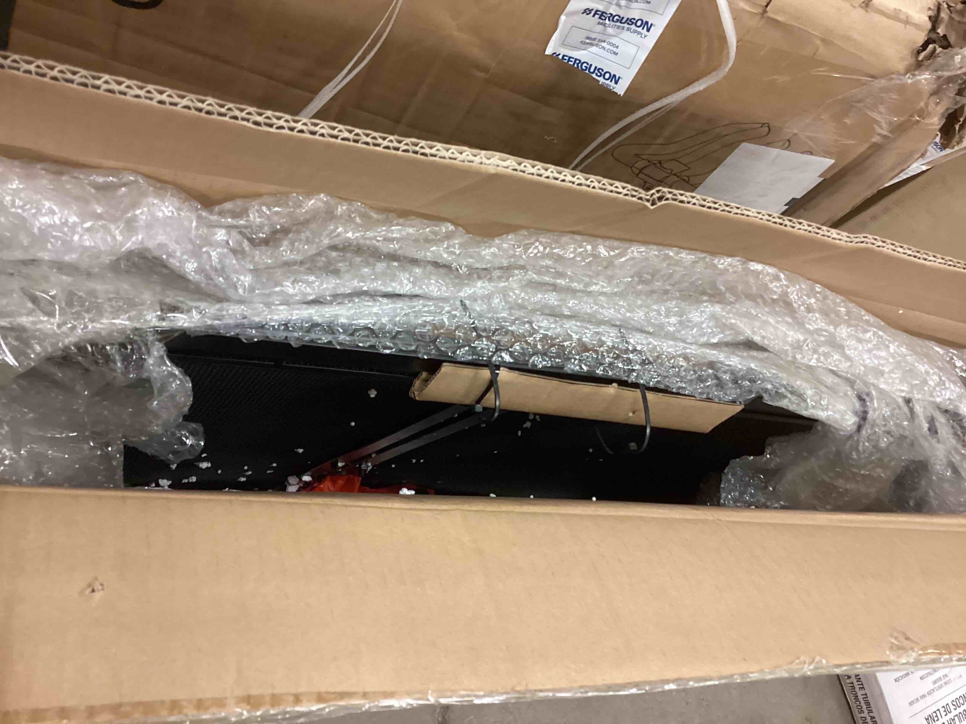 https://s3.amazonaws.com/lotting-images-prod/bidfta/ORG5867101_1708634208169.jpeg