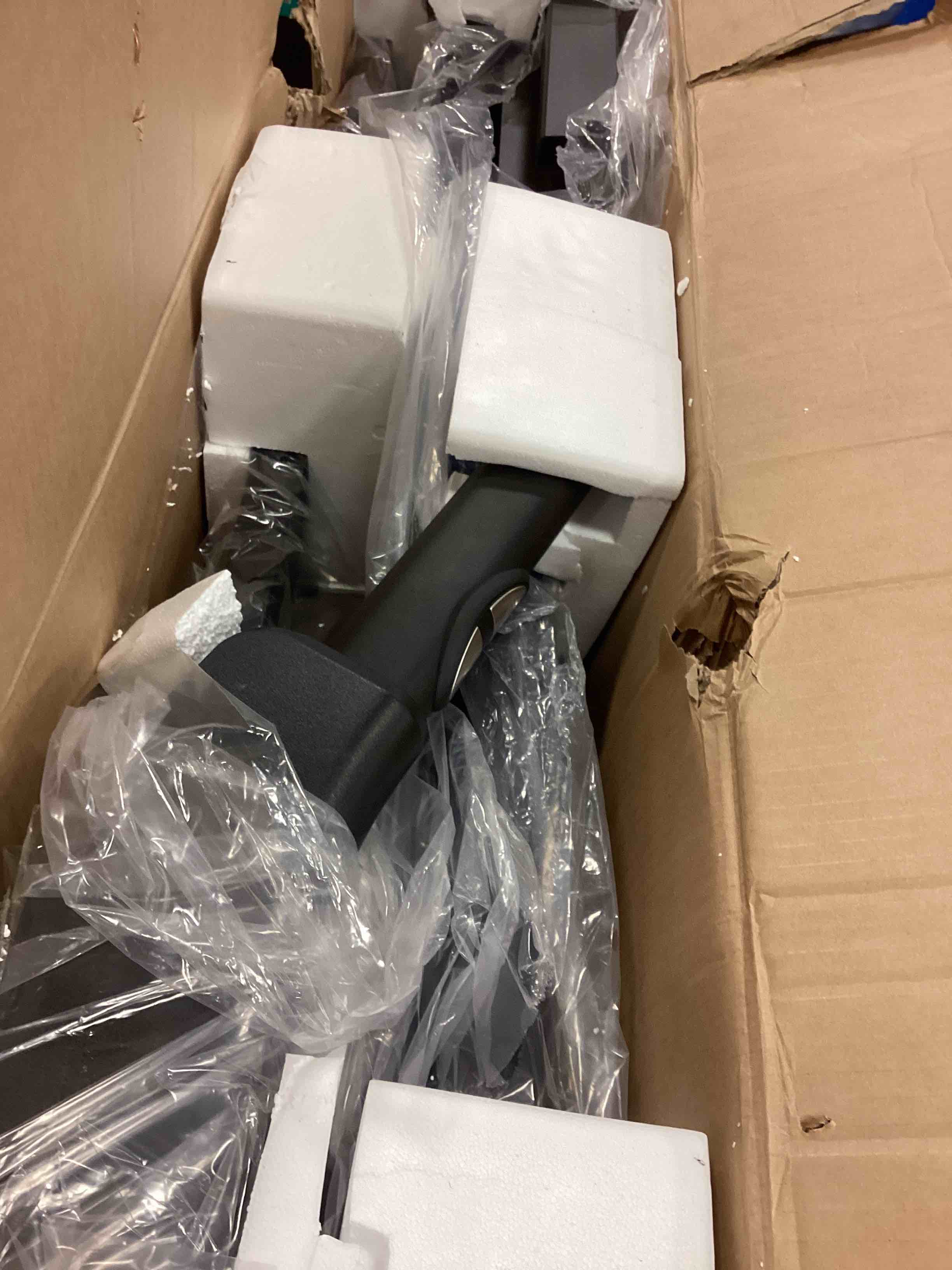 https://s3.amazonaws.com/lotting-images-prod/bidfta/ORG5867102_1708634488197.jpeg