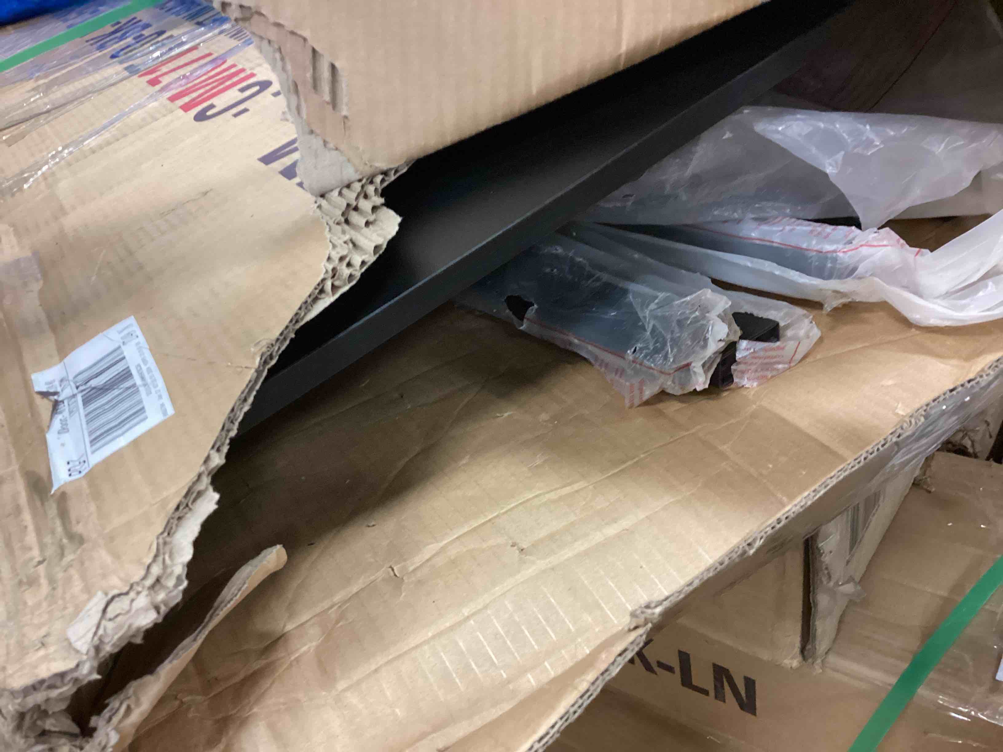 https://s3.amazonaws.com/lotting-images-prod/bidfta/ORG5867370_1709137454818.jpeg