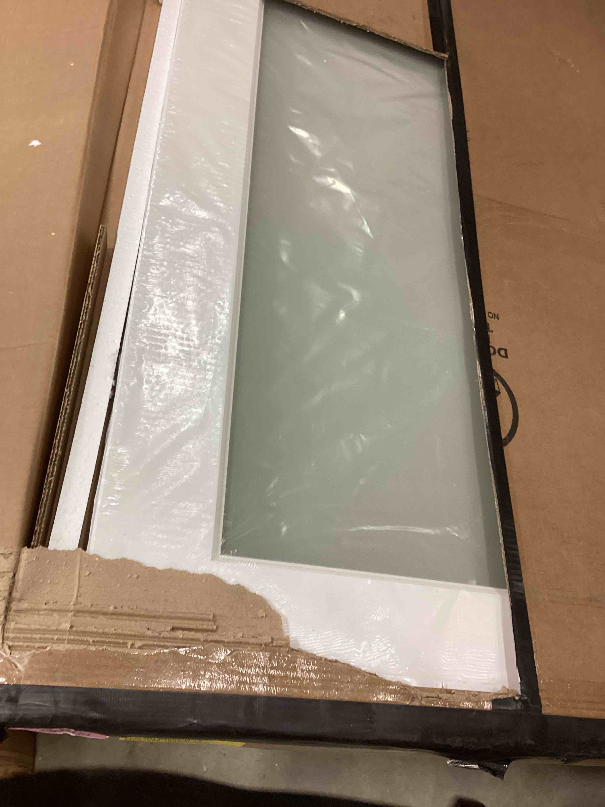 https://s3.amazonaws.com/lotting-images-prod/bidfta/ORG5867392_1709144833298.jpeg