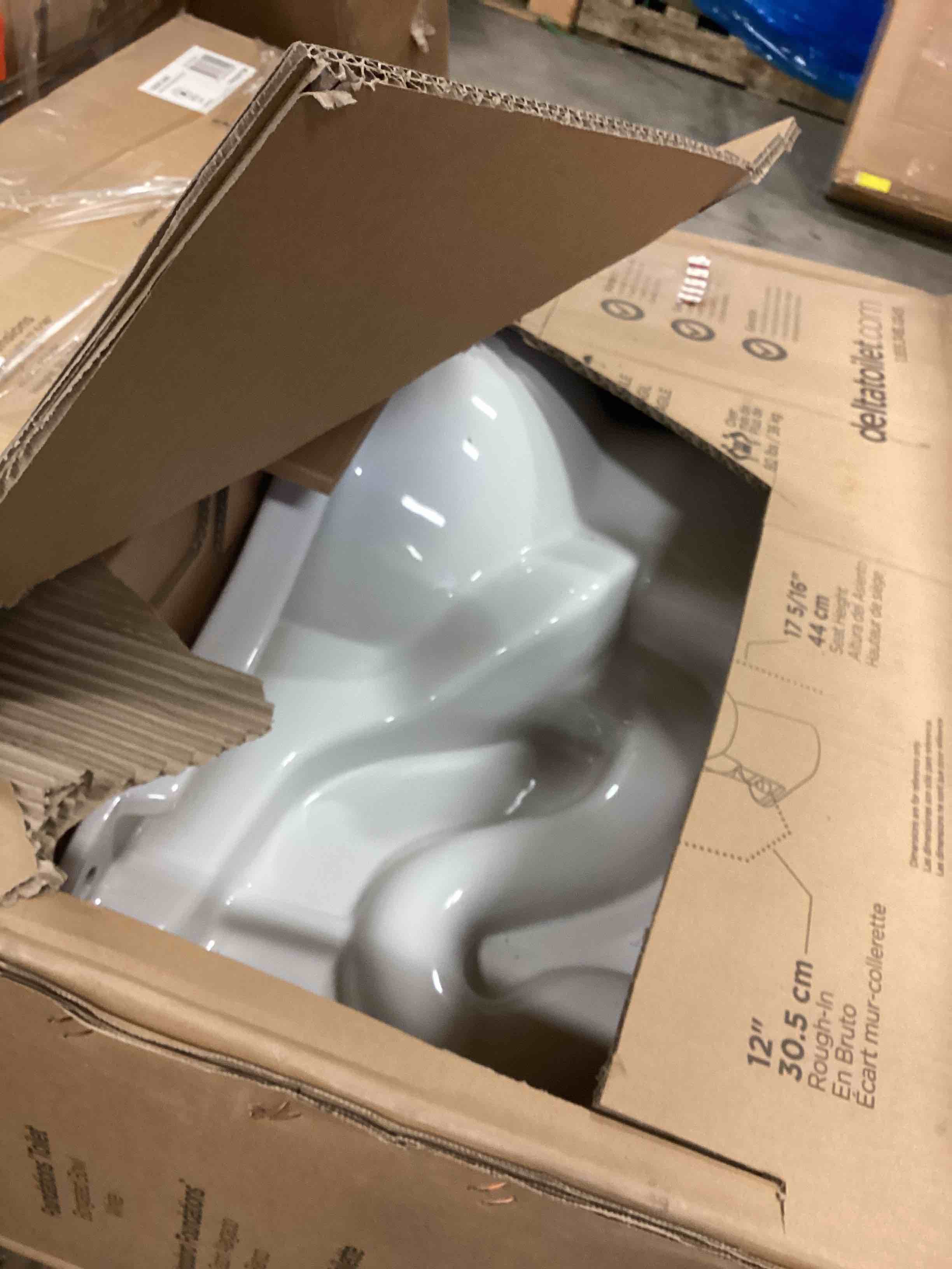 https://s3.amazonaws.com/lotting-images-prod/bidfta/ORG5867411_1709150528043.jpeg