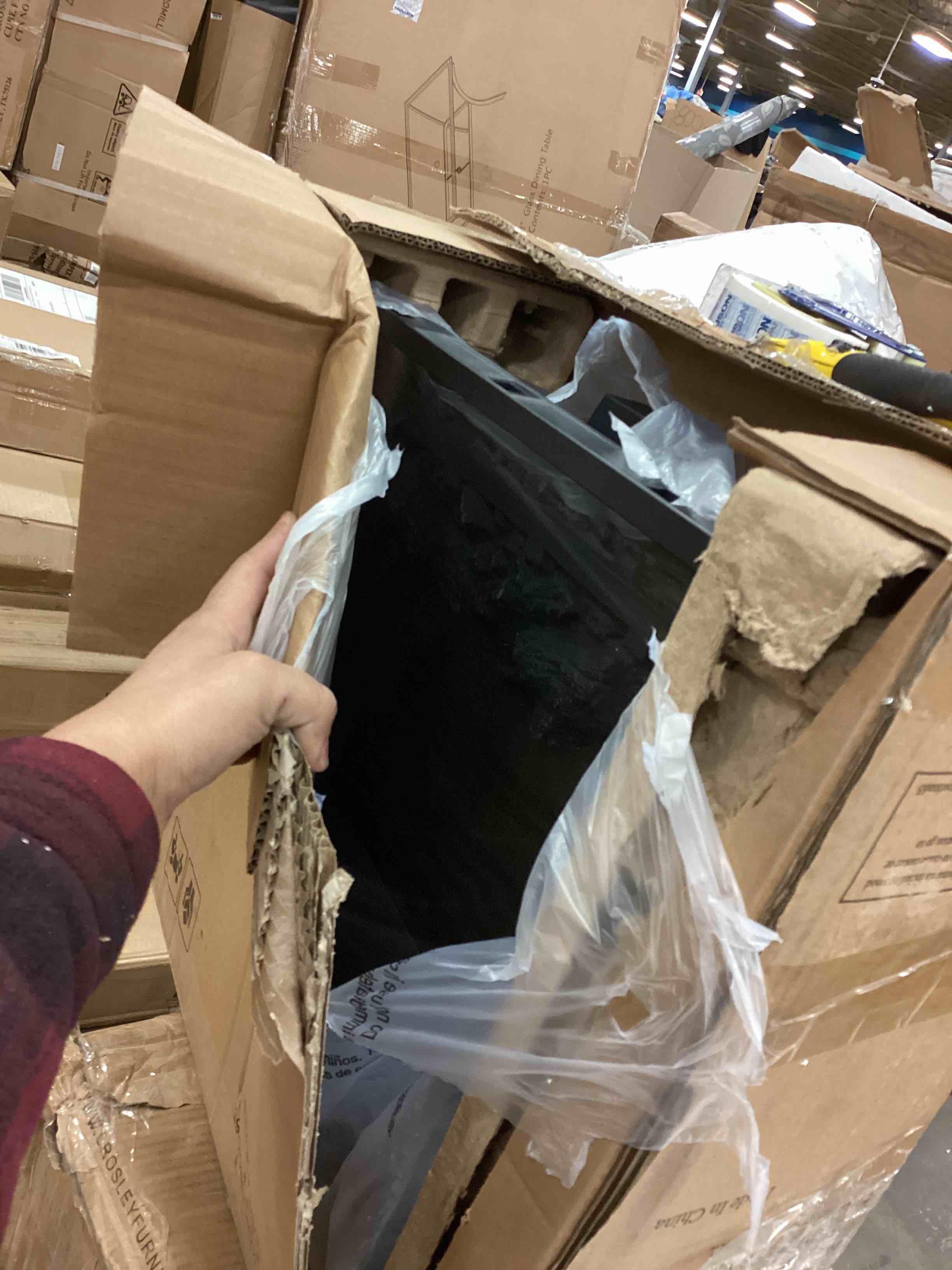 https://s3.amazonaws.com/lotting-images-prod/bidfta/ORG5867528_1709304459507.jpeg