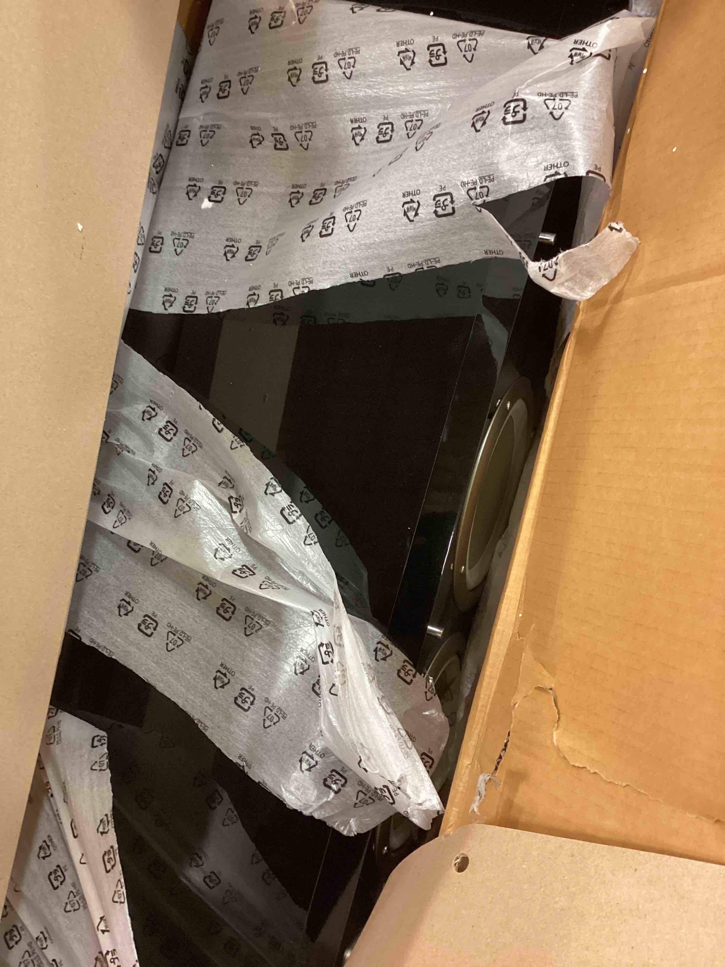 https://s3.amazonaws.com/lotting-images-prod/bidfta/ORG5867530_1709305237318.jpeg