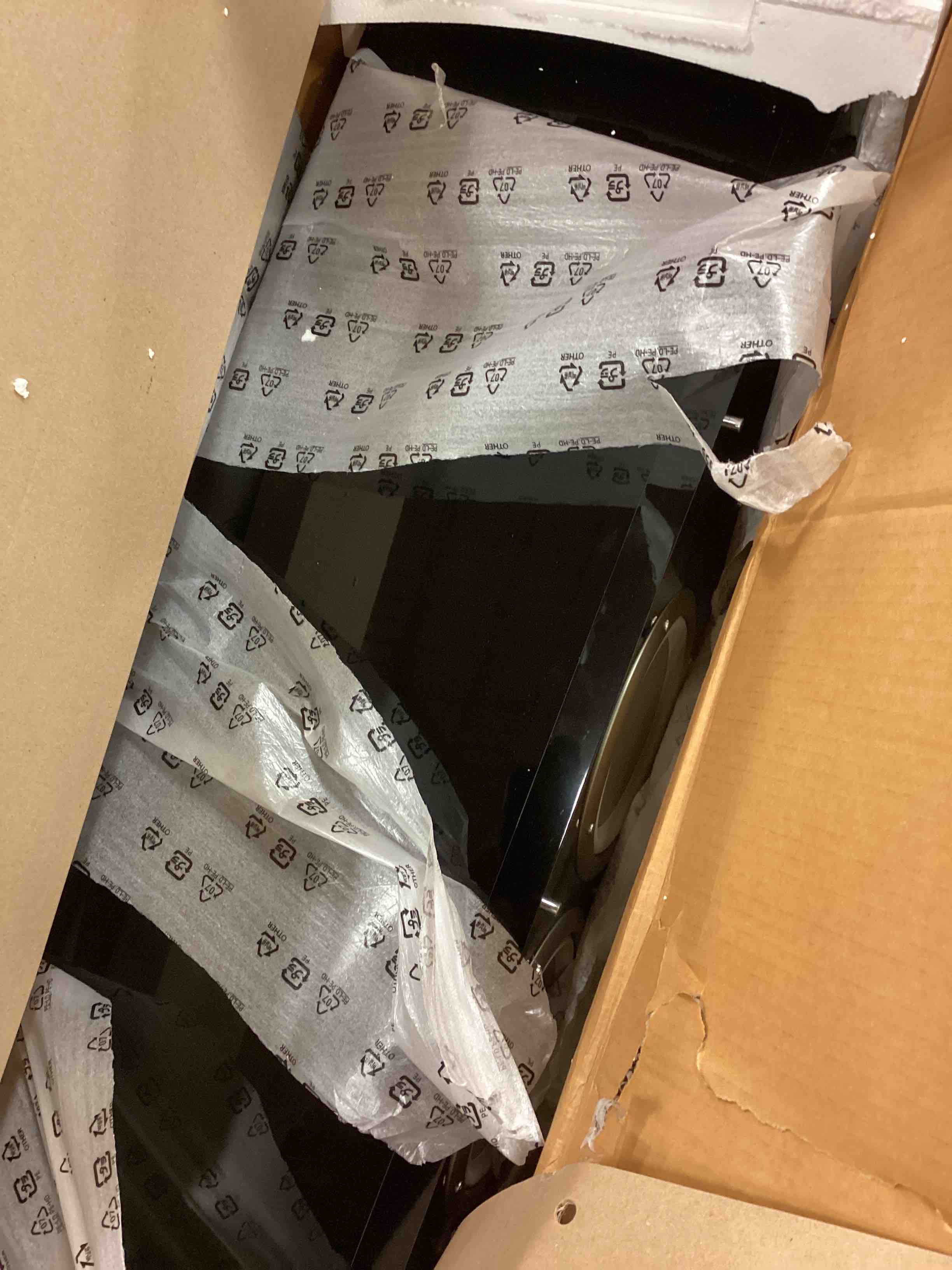 https://s3.amazonaws.com/lotting-images-prod/bidfta/ORG5867530_1709305239298.jpeg