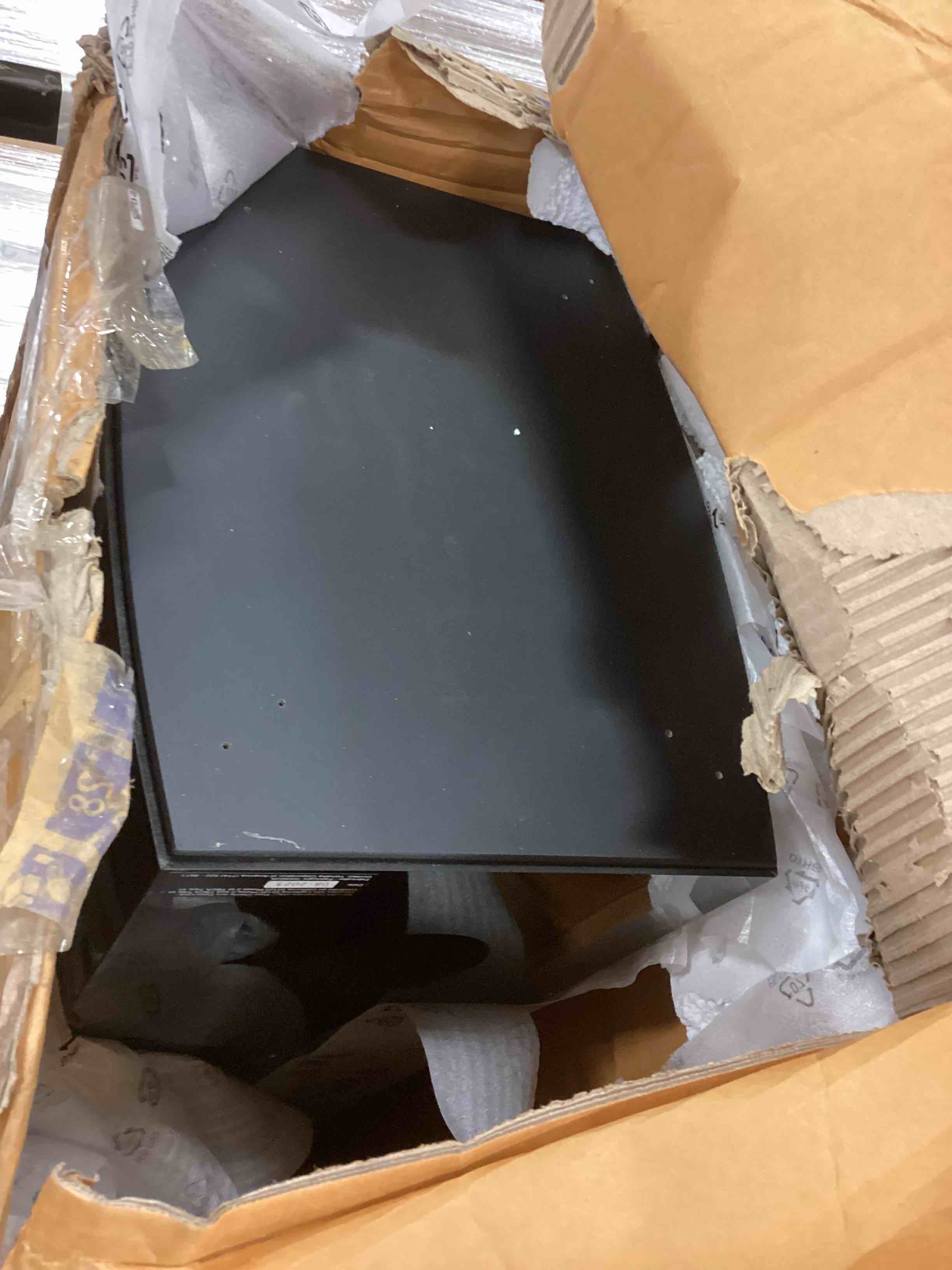 https://s3.amazonaws.com/lotting-images-prod/bidfta/ORG5867534_1709308067053.jpeg