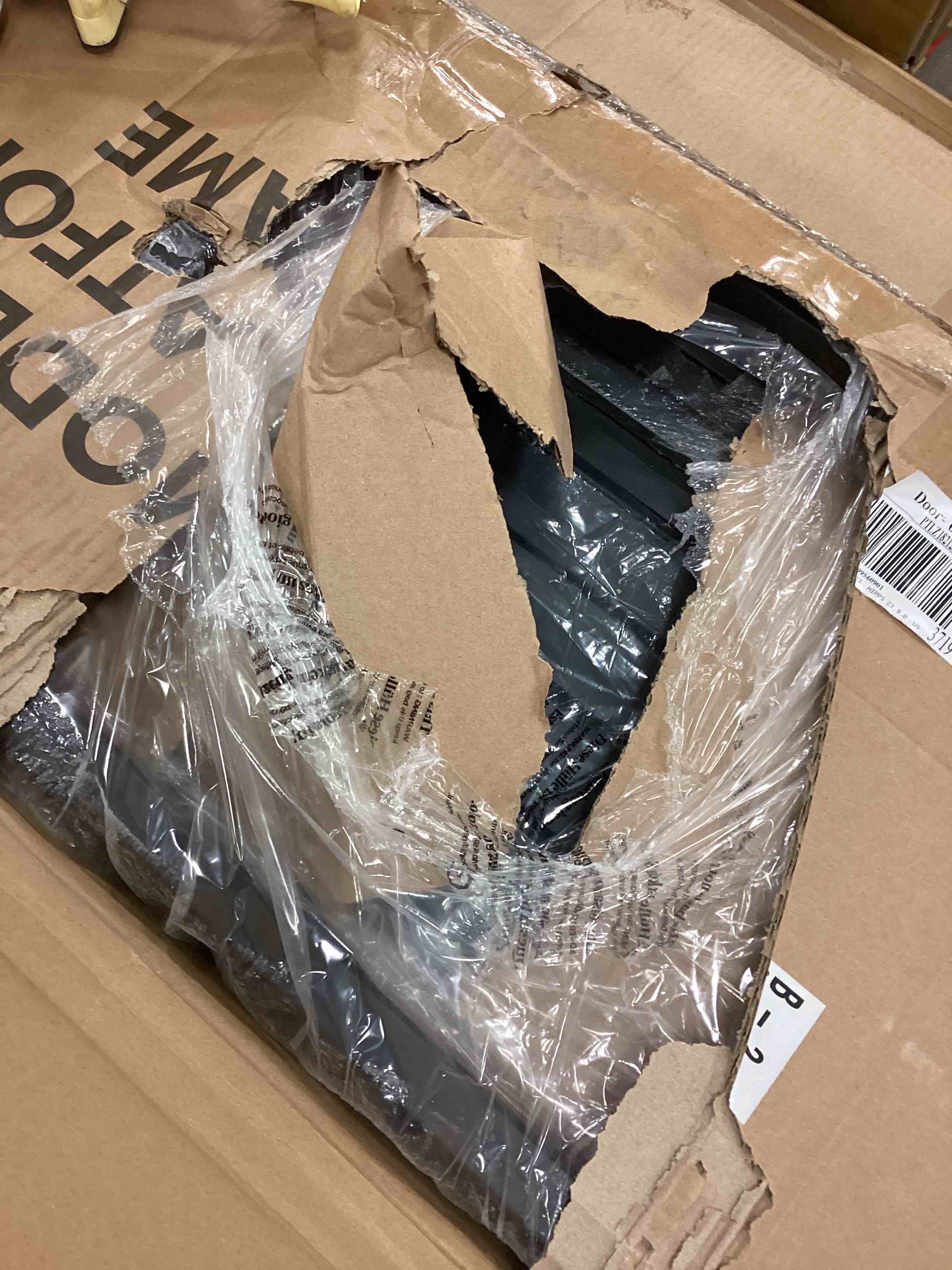 https://s3.amazonaws.com/lotting-images-prod/bidfta/ORG5867541_1709310057579.jpeg