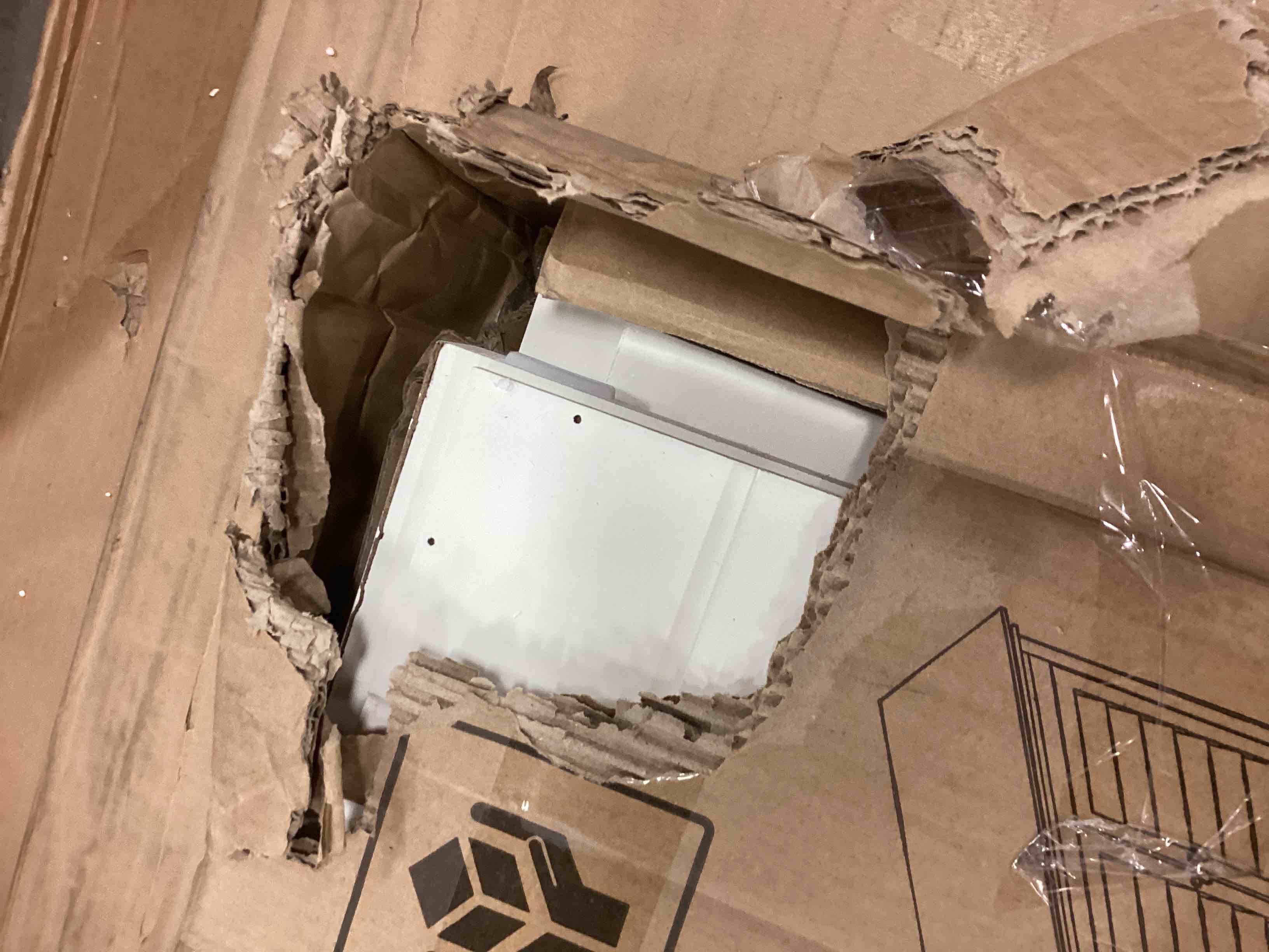 https://s3.amazonaws.com/lotting-images-prod/bidfta/ORG5867542_1709310241662.jpeg