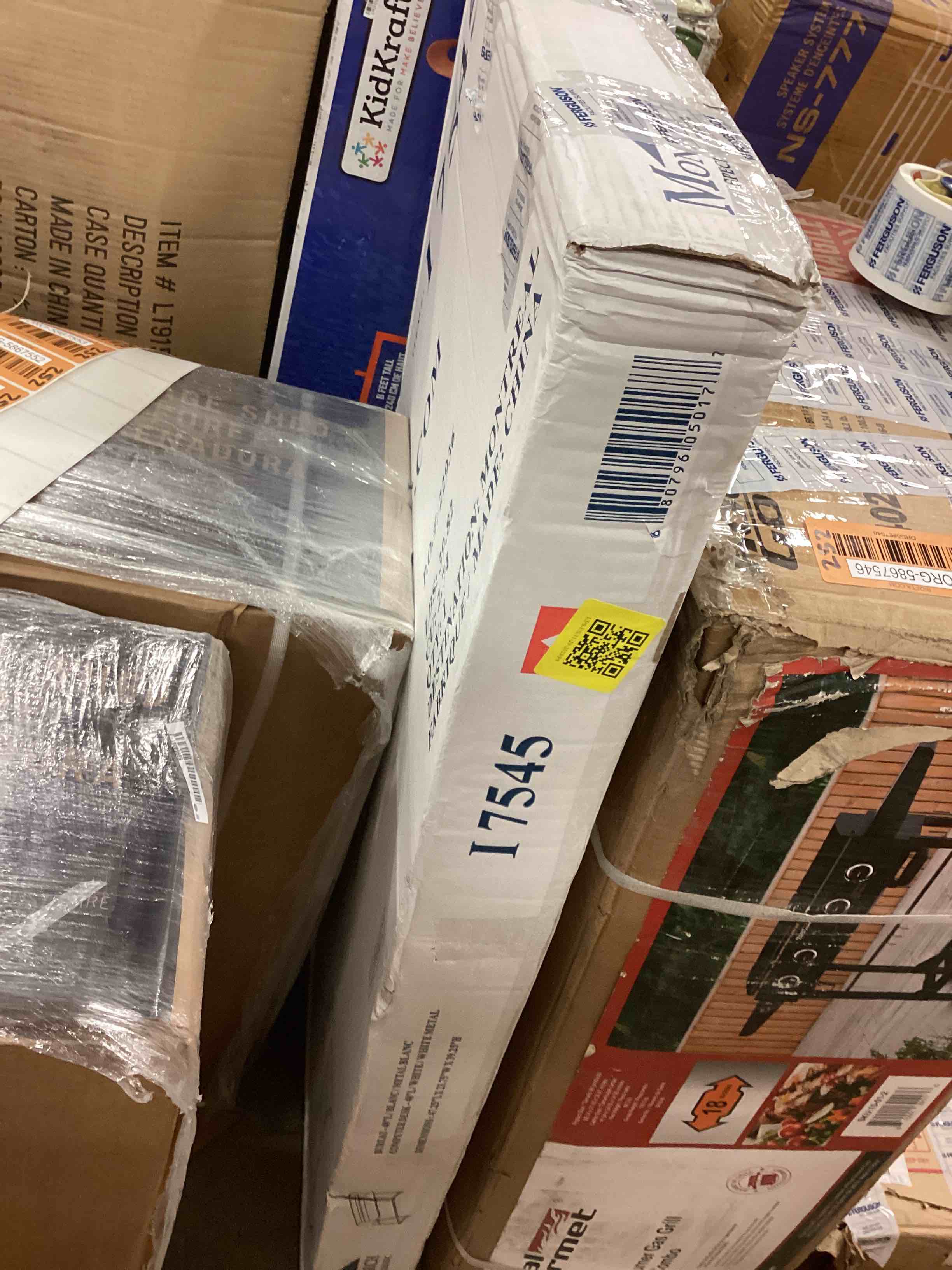 https://s3.amazonaws.com/lotting-images-prod/bidfta/ORG5867547_1709311695048.jpeg