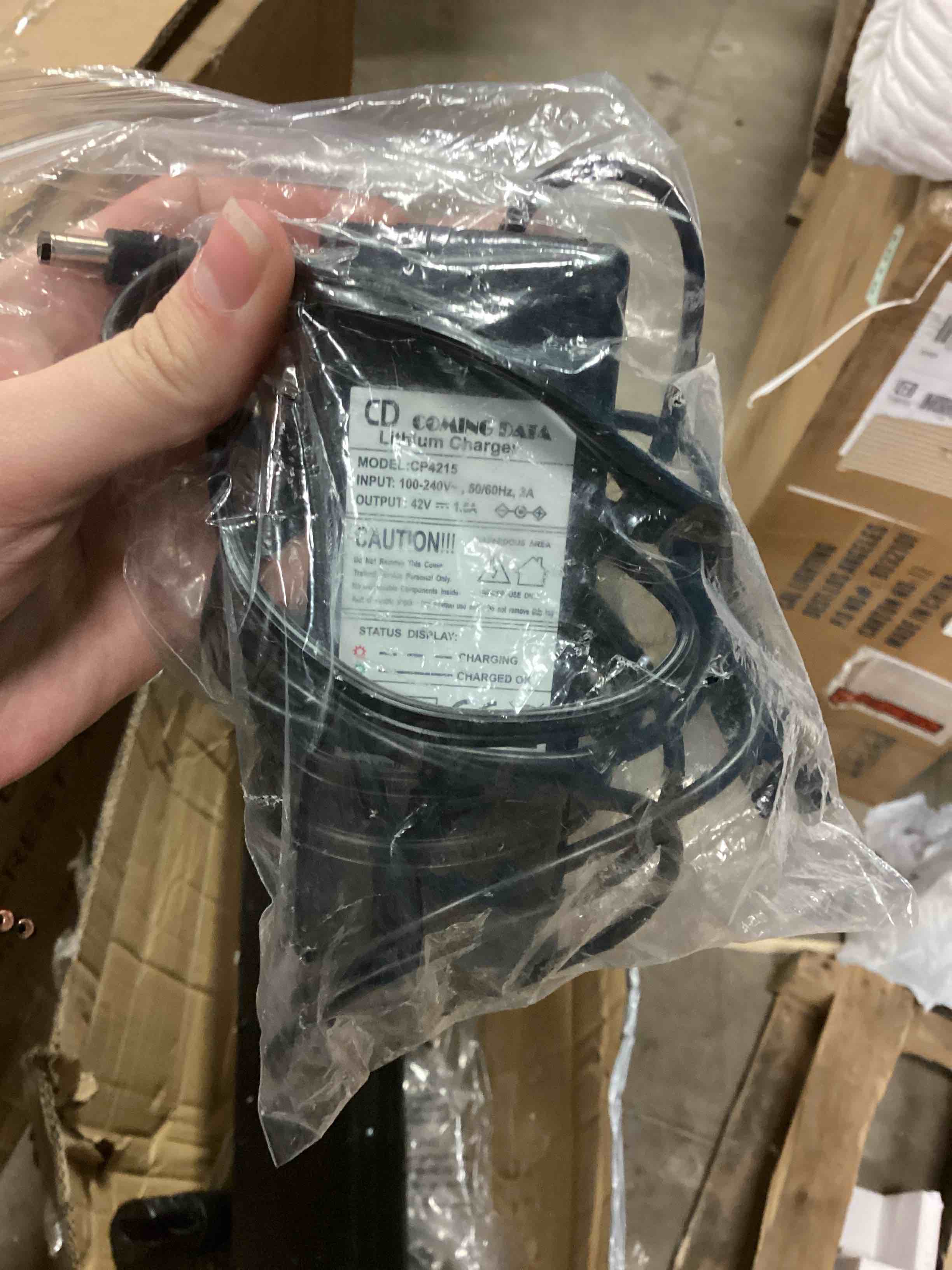 https://s3.amazonaws.com/lotting-images-prod/bidfta/ORG5867713_1709665043062.jpeg