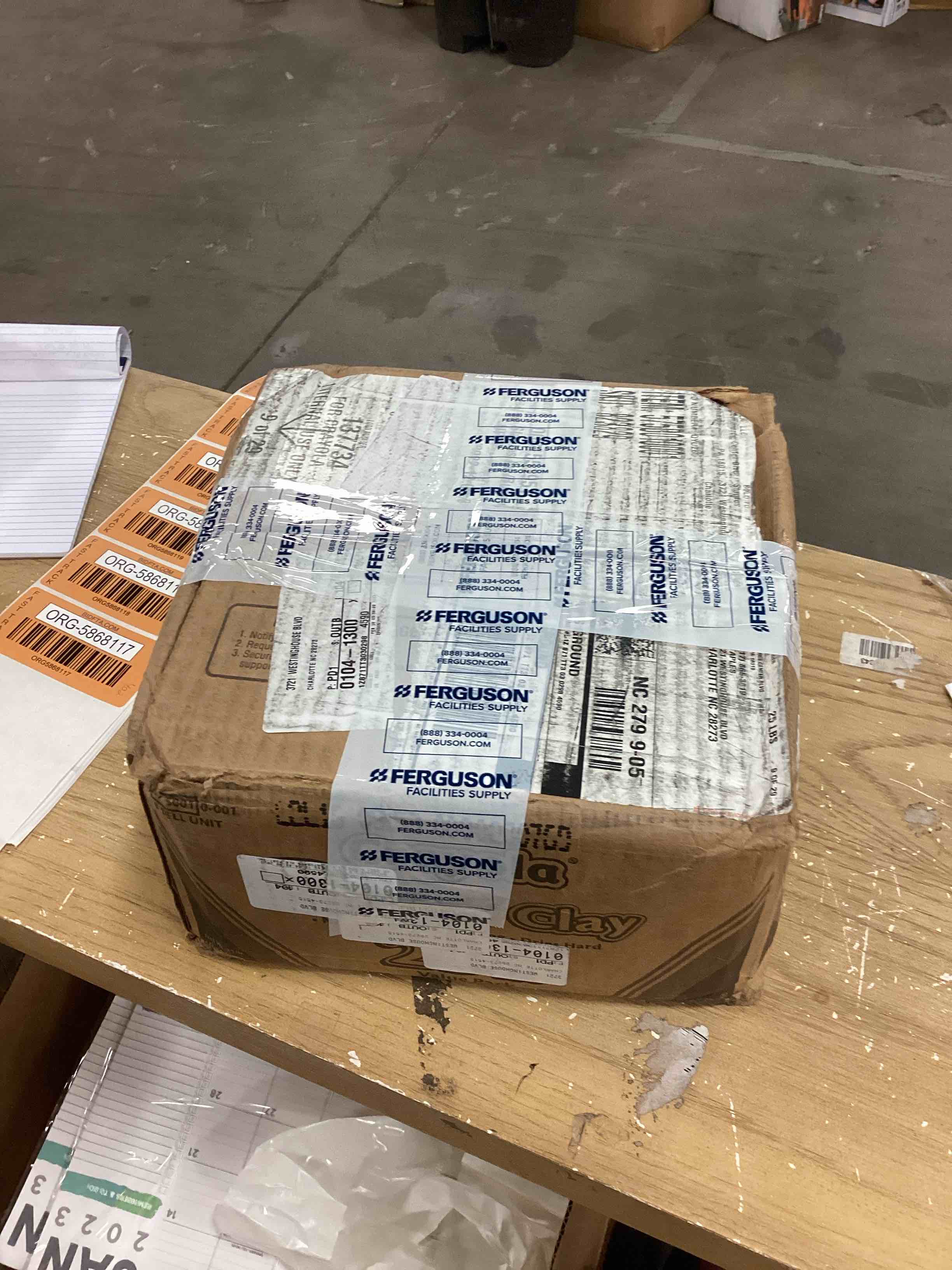 https://s3.amazonaws.com/lotting-images-prod/bidfta/ORG5868117_1711121518356.jpeg