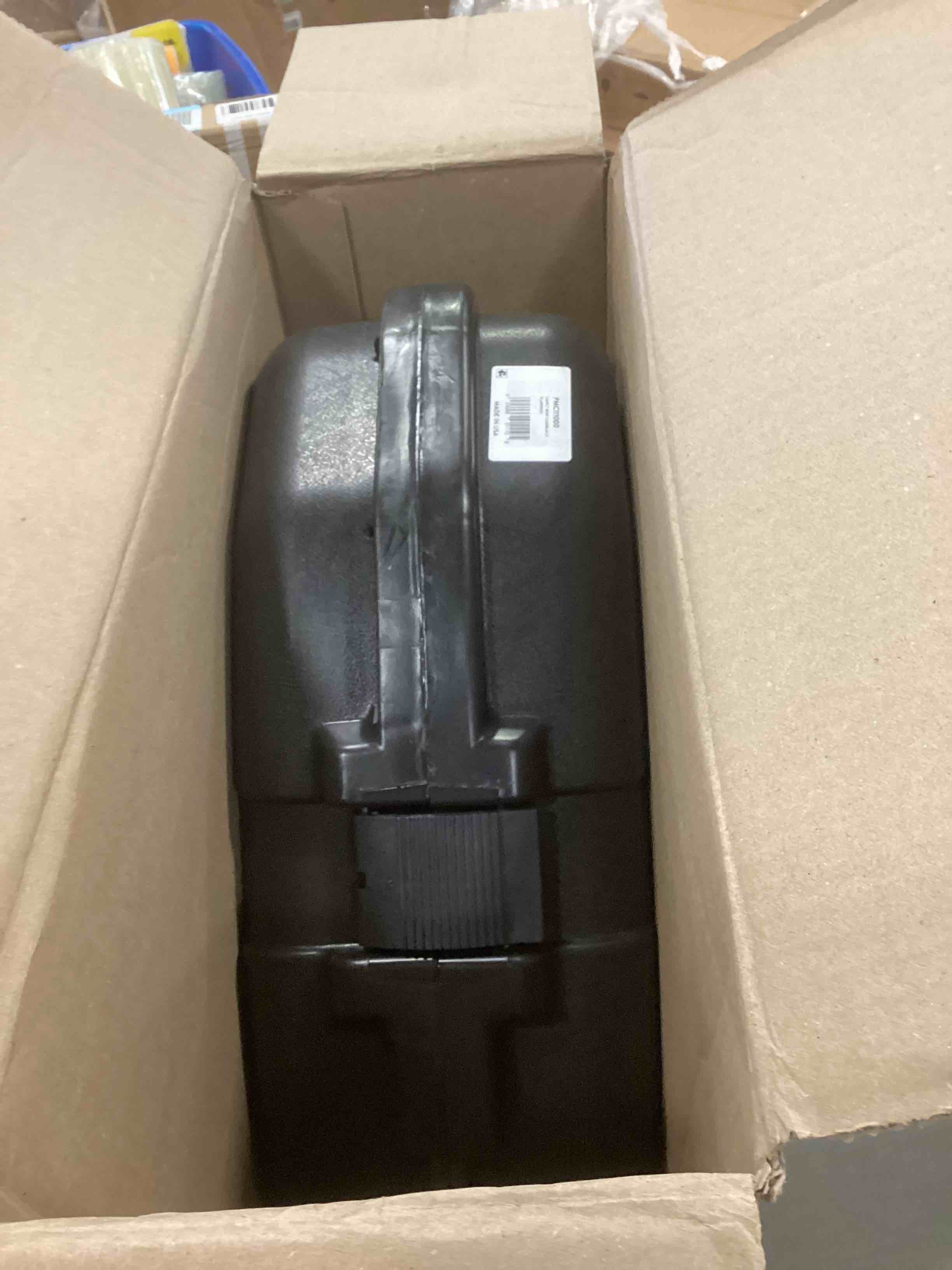 https://s3.amazonaws.com/lotting-images-prod/bidfta/ORG5876351_1705164608332.jpeg
