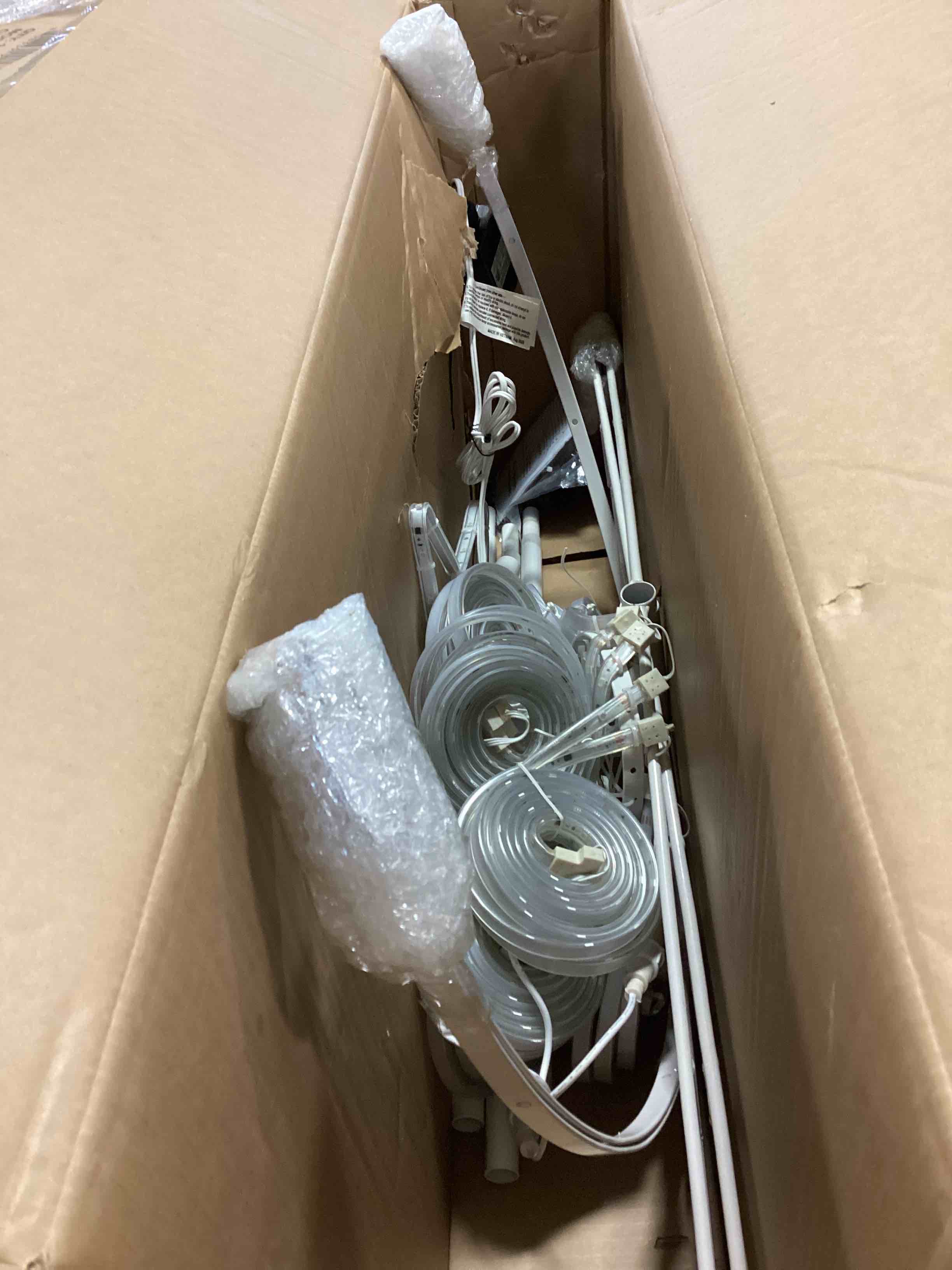 https://s3.amazonaws.com/lotting-images-prod/bidfta/ORG5876530_1705412047496.jpeg