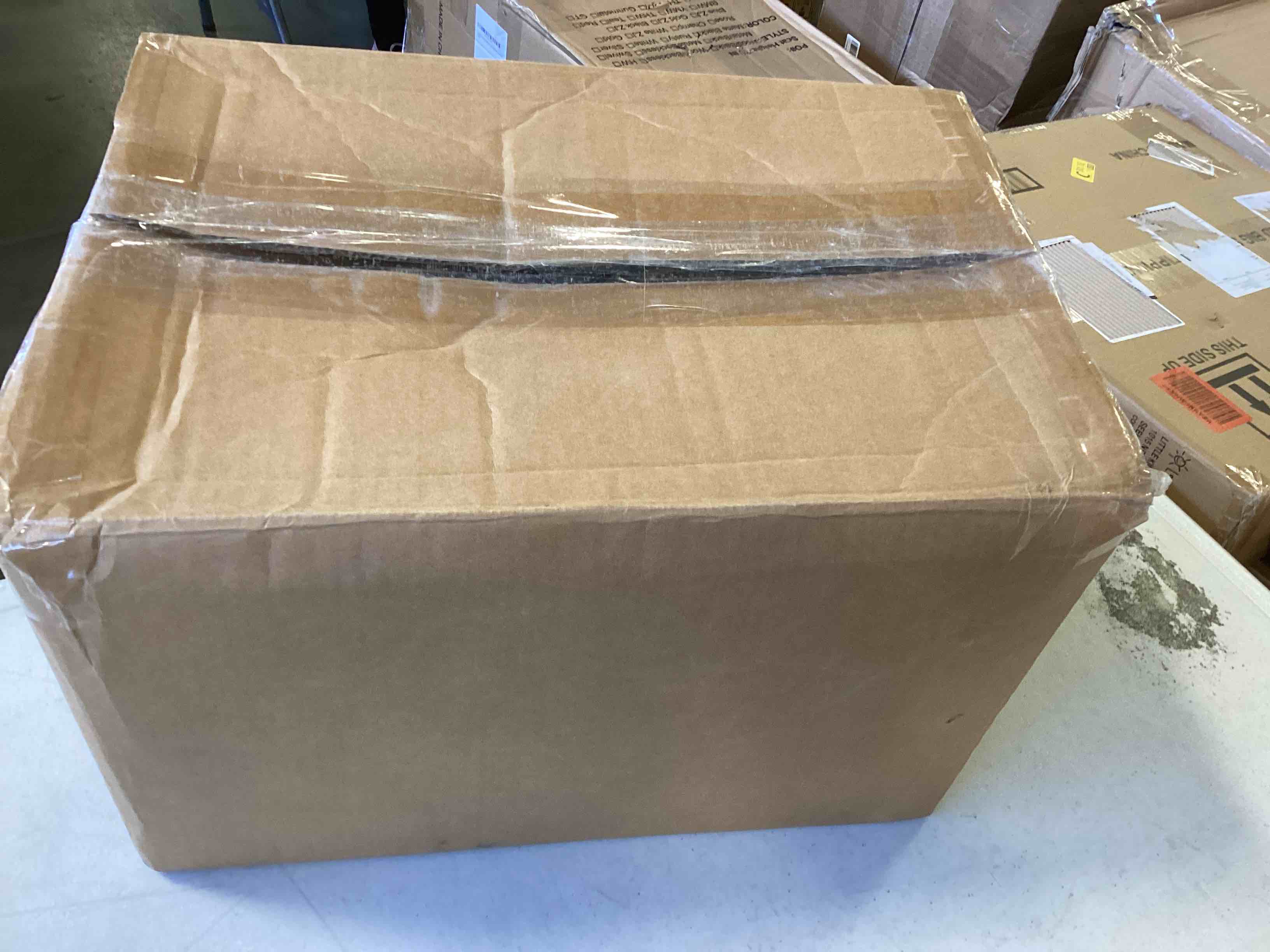 https://s3.amazonaws.com/lotting-images-prod/bidfta/ORG5876826_1705948540420.jpeg