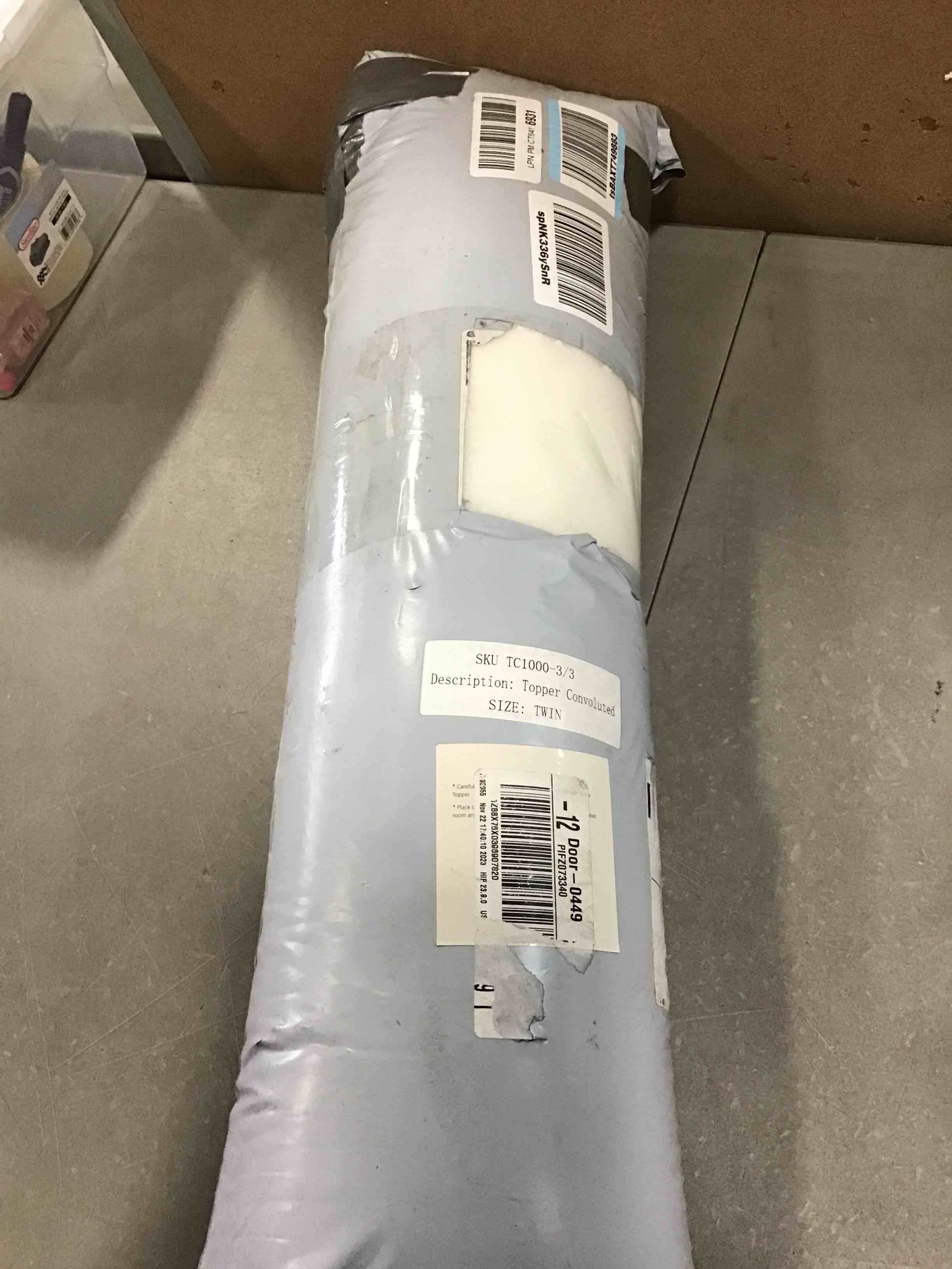 https://s3.amazonaws.com/lotting-images-prod/bidfta/ORG5877730_1705343029980.jpeg