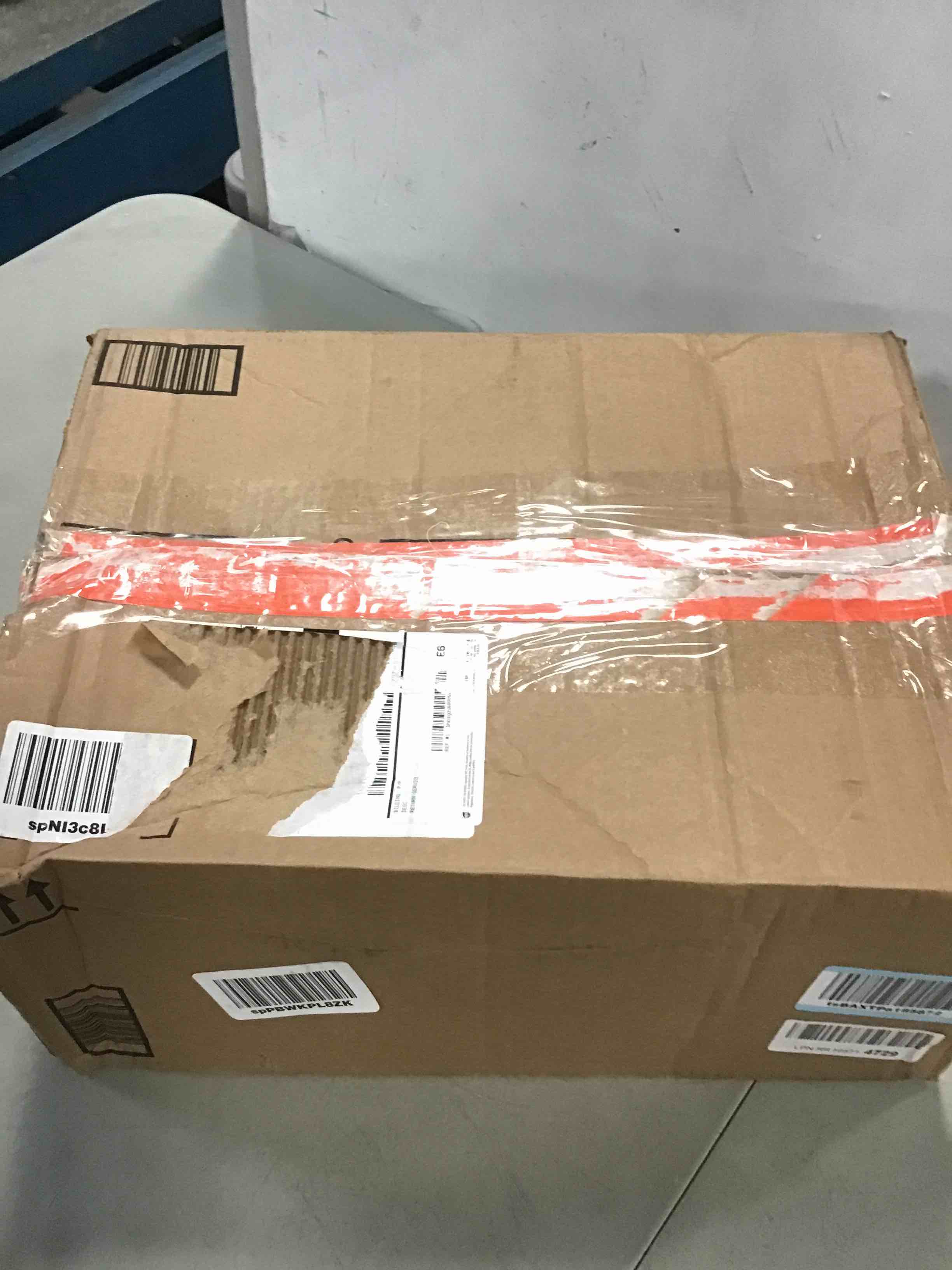 https://s3.amazonaws.com/lotting-images-prod/bidfta/ORG5877864_1705410677755.jpeg