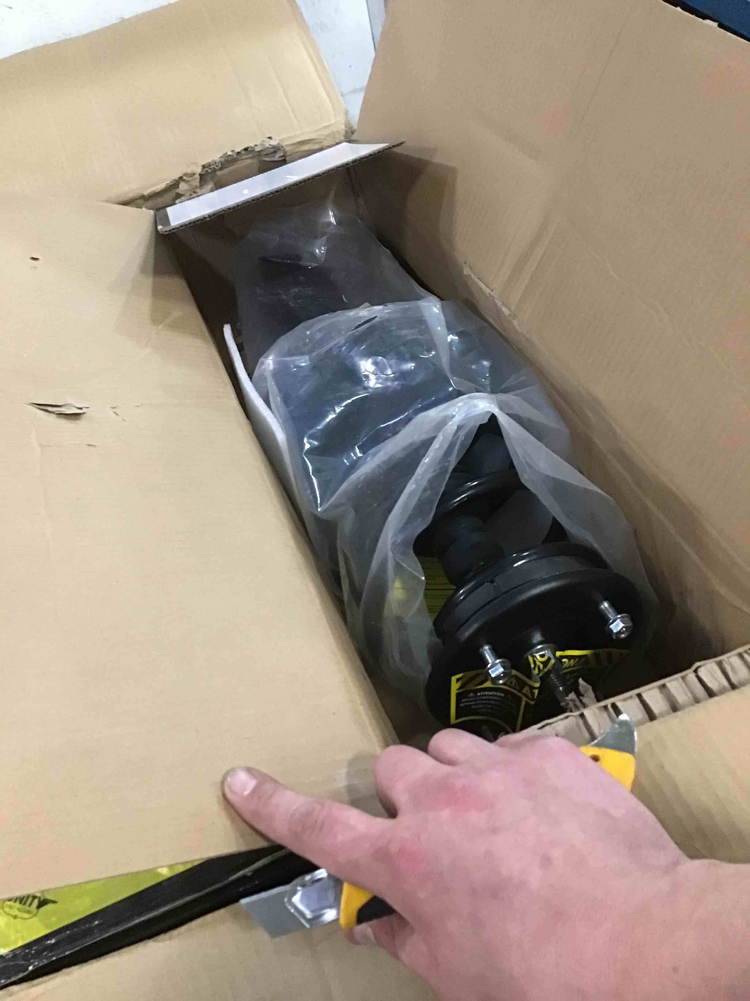 https://s3.amazonaws.com/lotting-images-prod/bidfta/ORG5879473_1711197981199.jpeg