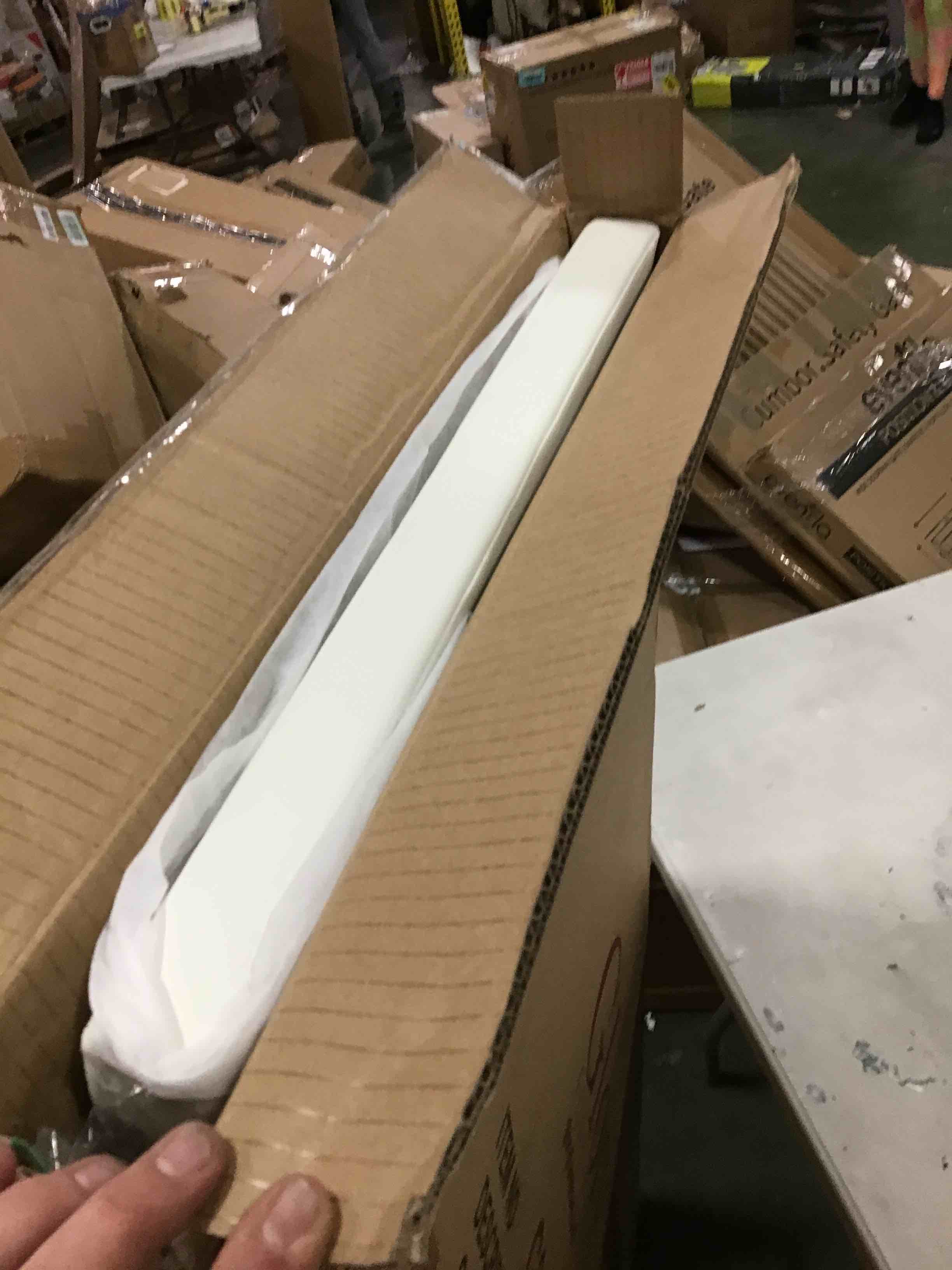 https://s3.amazonaws.com/lotting-images-prod/bidfta/ORG5879824_1711483310659.jpeg