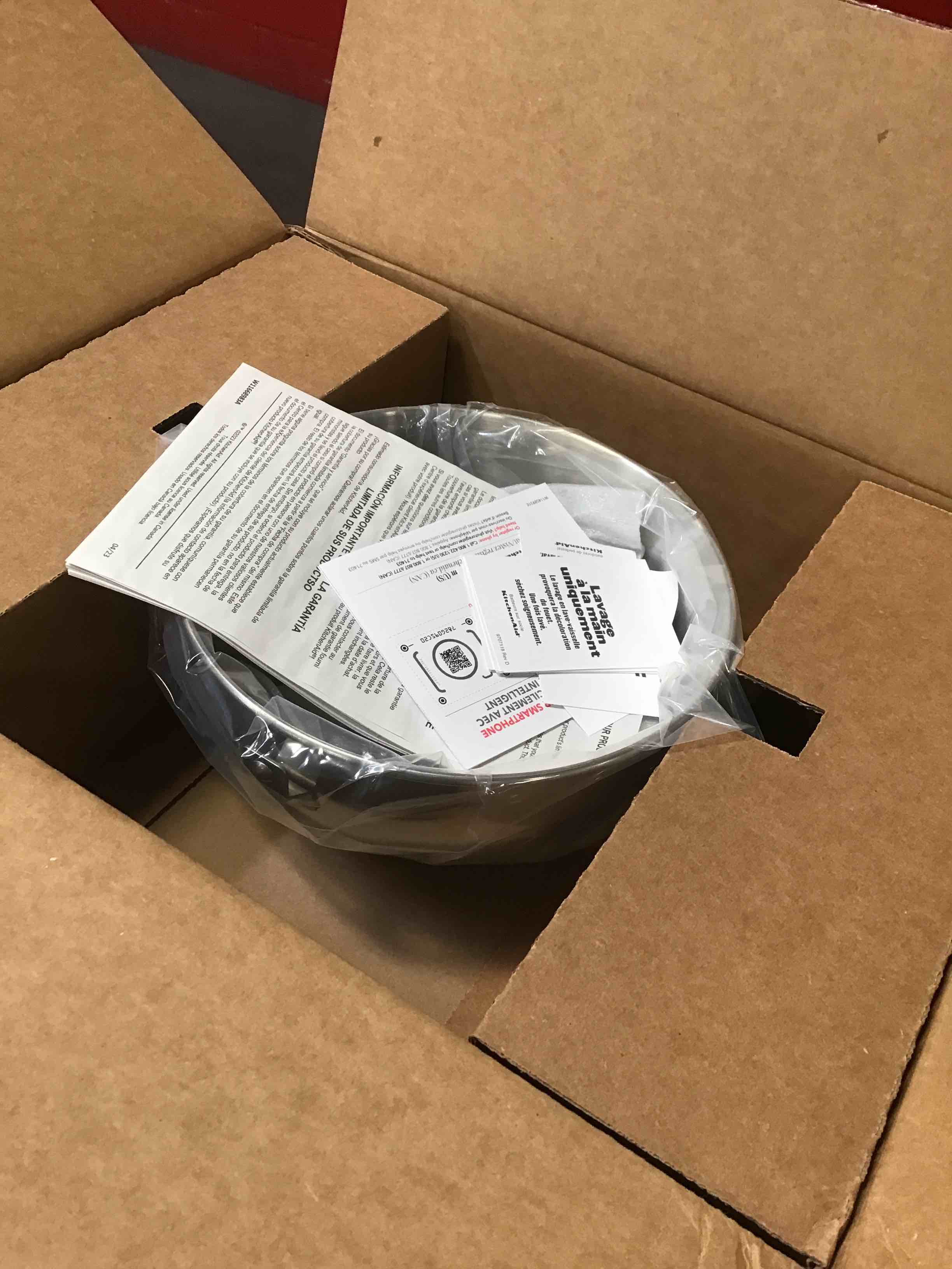 https://s3.amazonaws.com/lotting-images-prod/bidfta/ORG5880133_1711643937947.jpeg