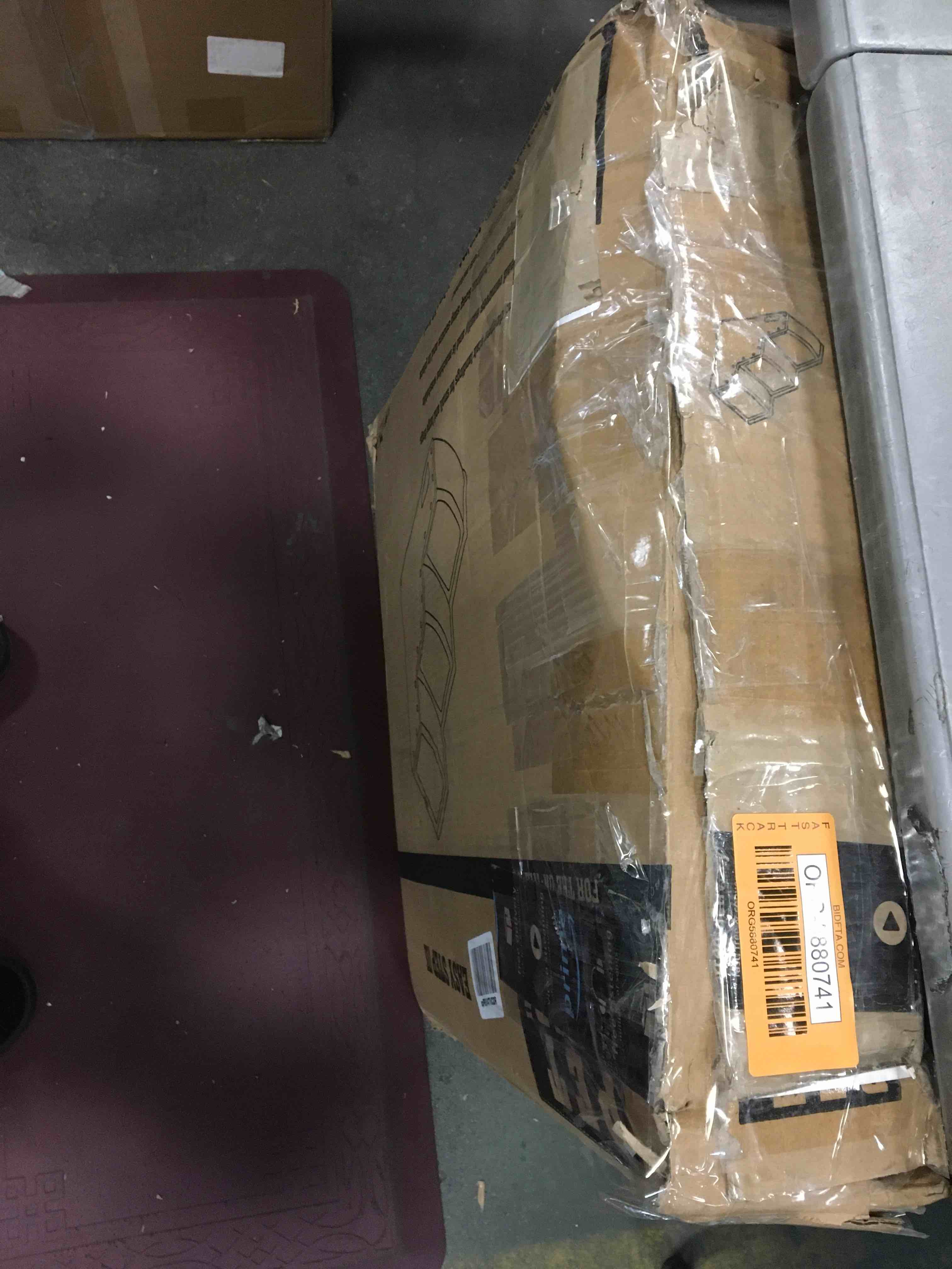 https://s3.amazonaws.com/lotting-images-prod/bidfta/ORG5880741_1705930316519.jpeg