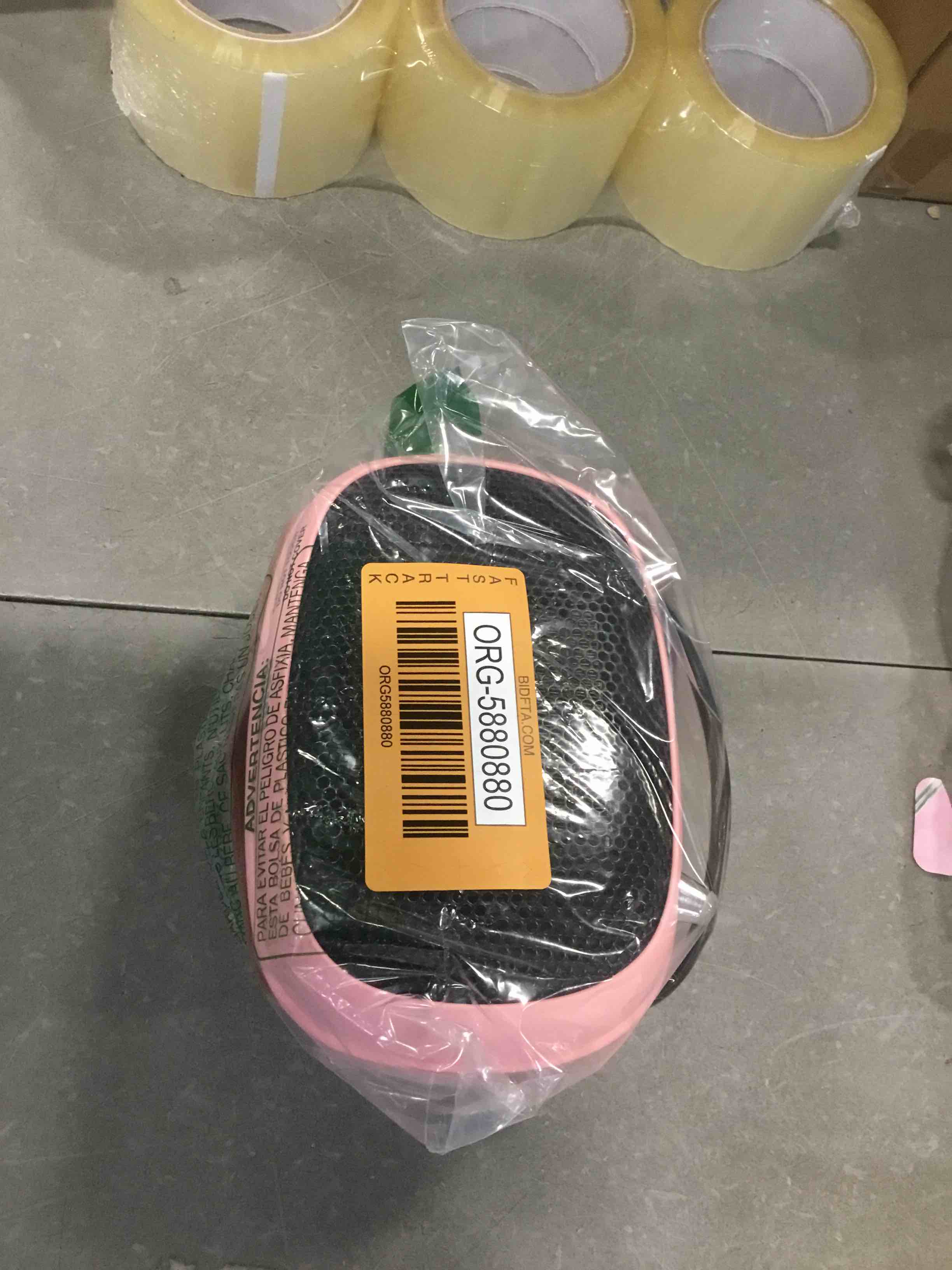https://s3.amazonaws.com/lotting-images-prod/bidfta/ORG5880880_1705950518841.jpeg