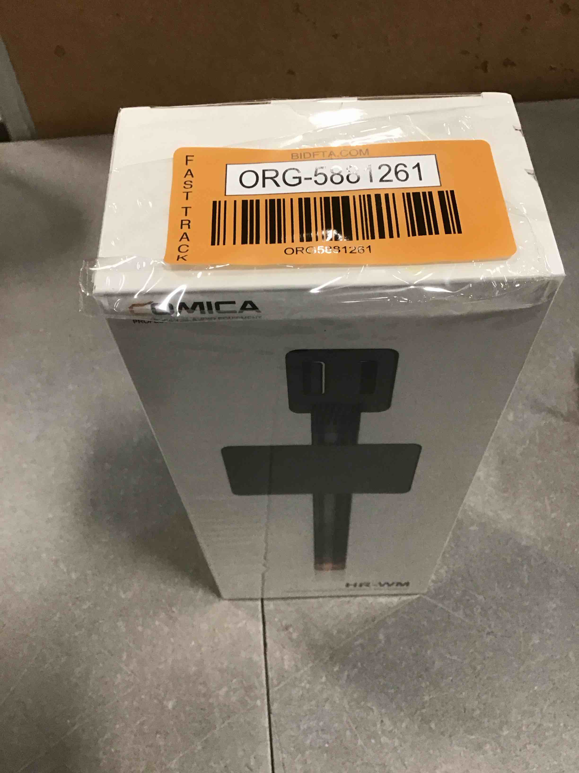 https://s3.amazonaws.com/lotting-images-prod/bidfta/ORG5881261_1706130685239.jpeg