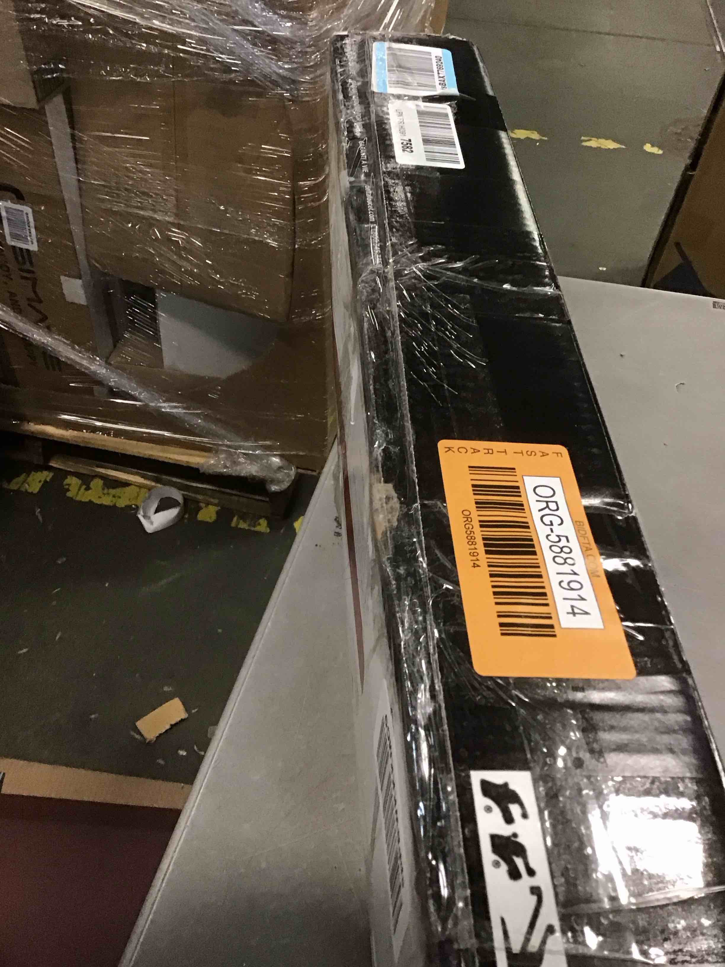 https://s3.amazonaws.com/lotting-images-prod/bidfta/ORG5881914_1706621233654.jpeg