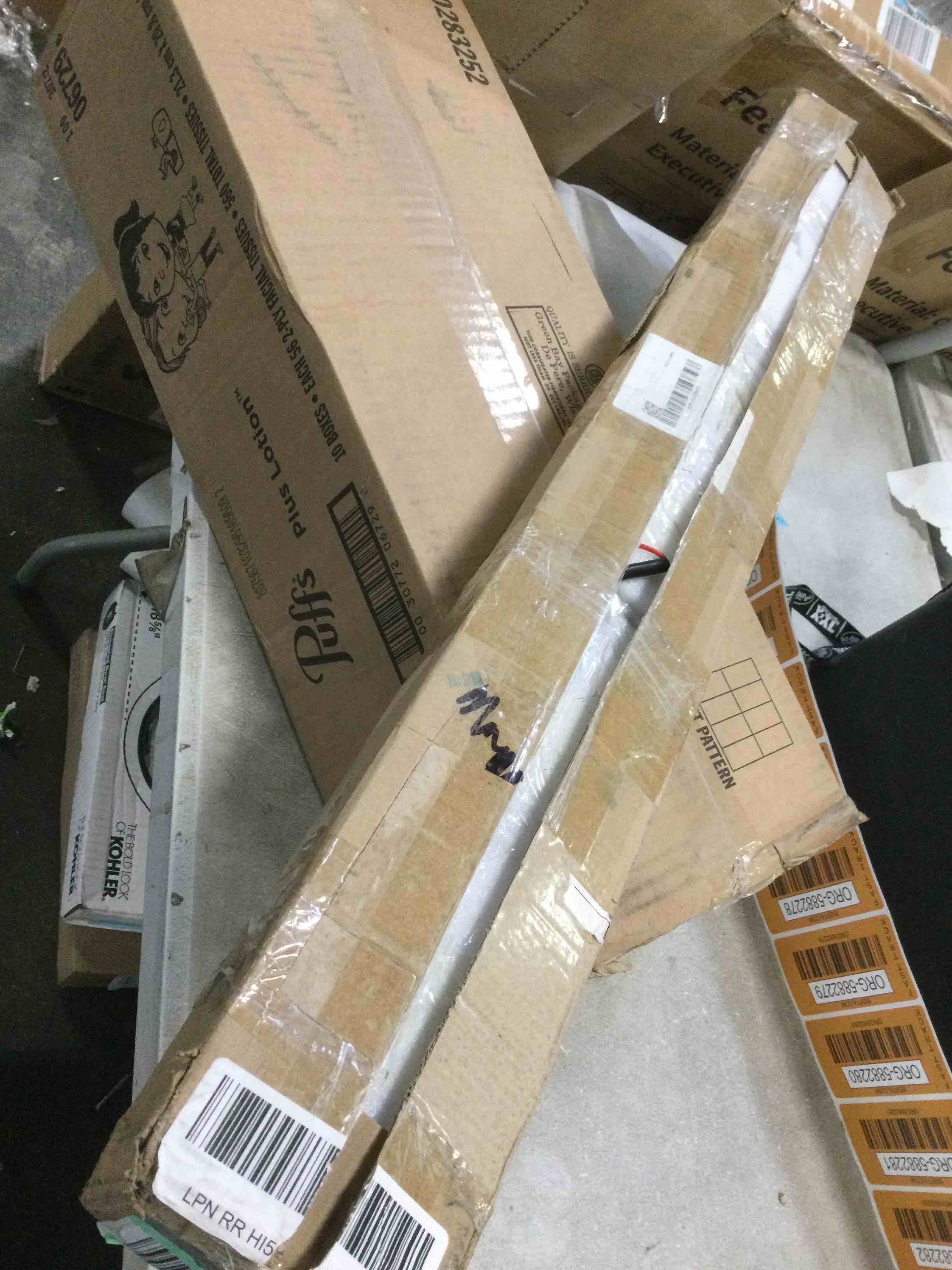 https://s3.amazonaws.com/lotting-images-prod/bidfta/ORG5882274_1705420072338.jpeg