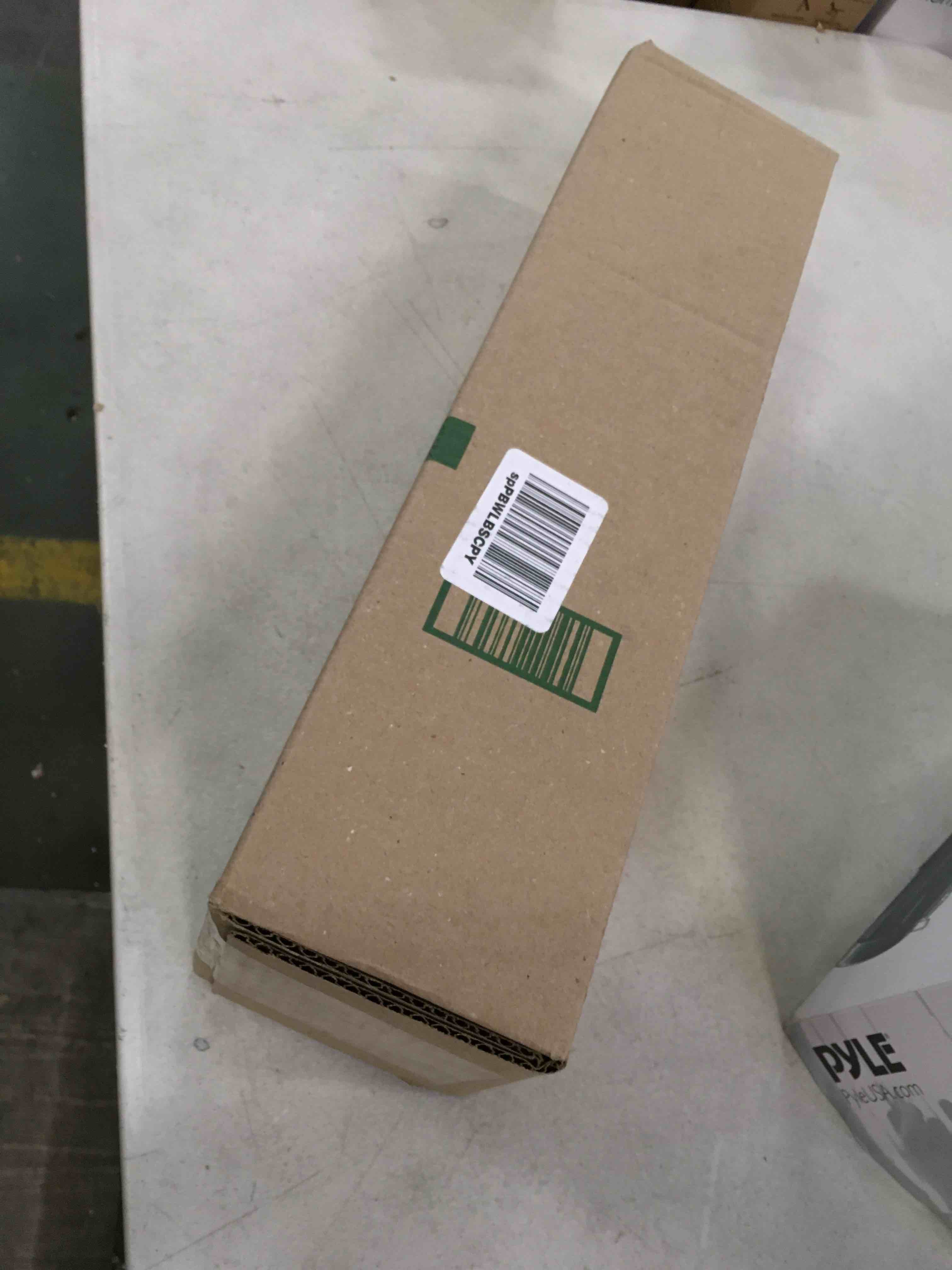 https://s3.amazonaws.com/lotting-images-prod/bidfta/ORG5883044_1705610451004.jpeg