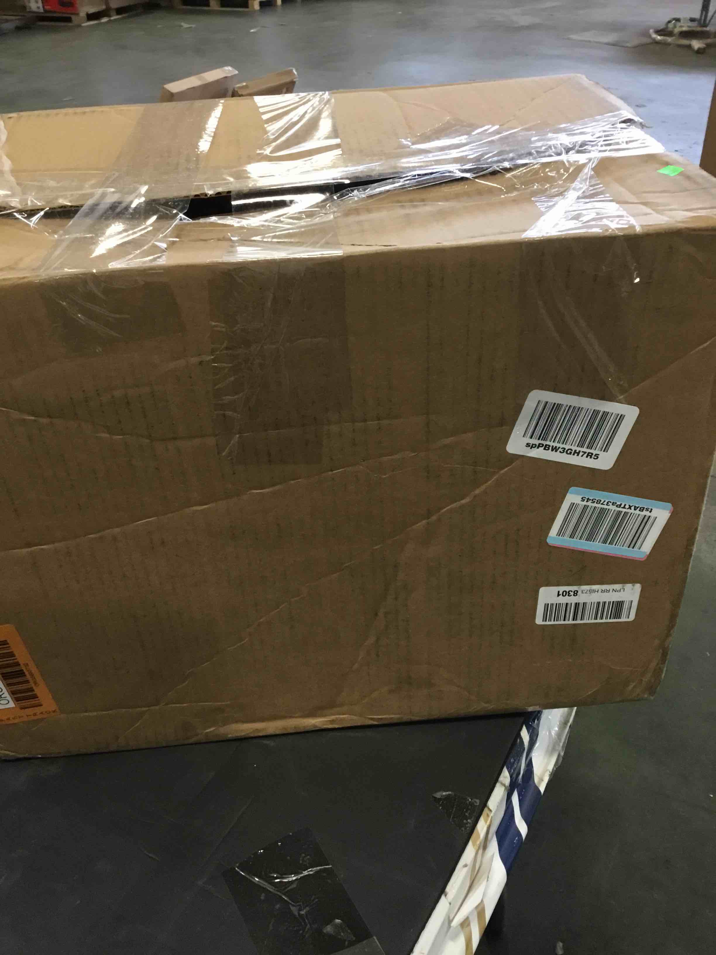 https://s3.amazonaws.com/lotting-images-prod/bidfta/ORG5885732_1705429334260.jpeg