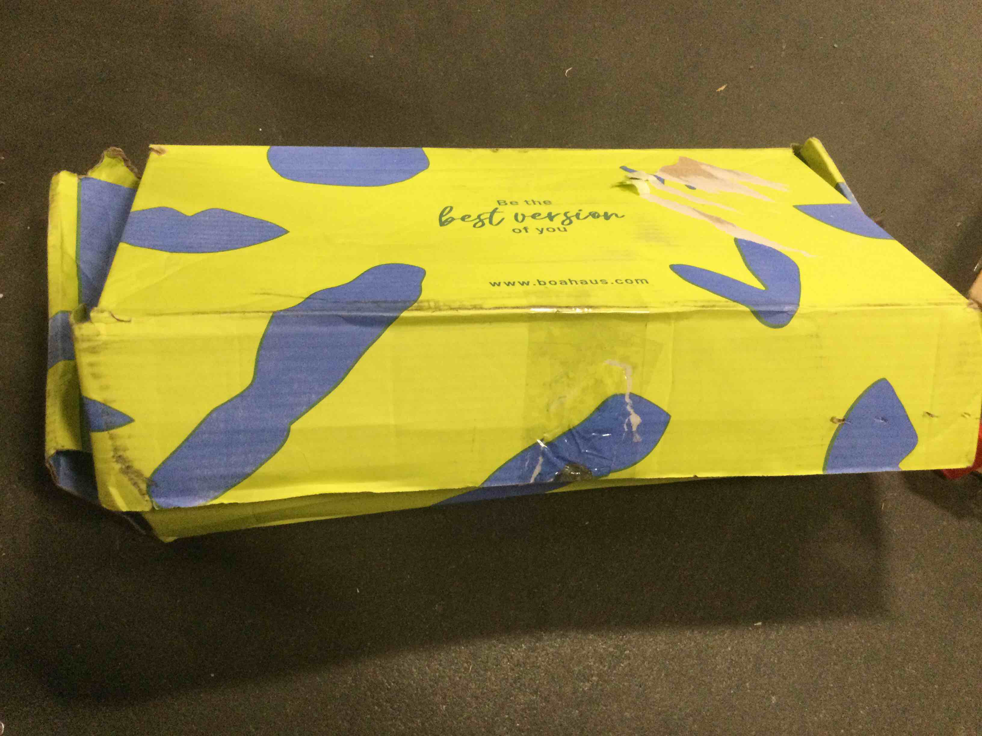 https://s3.amazonaws.com/lotting-images-prod/bidfta/ORG5888572_1704457887100.jpeg