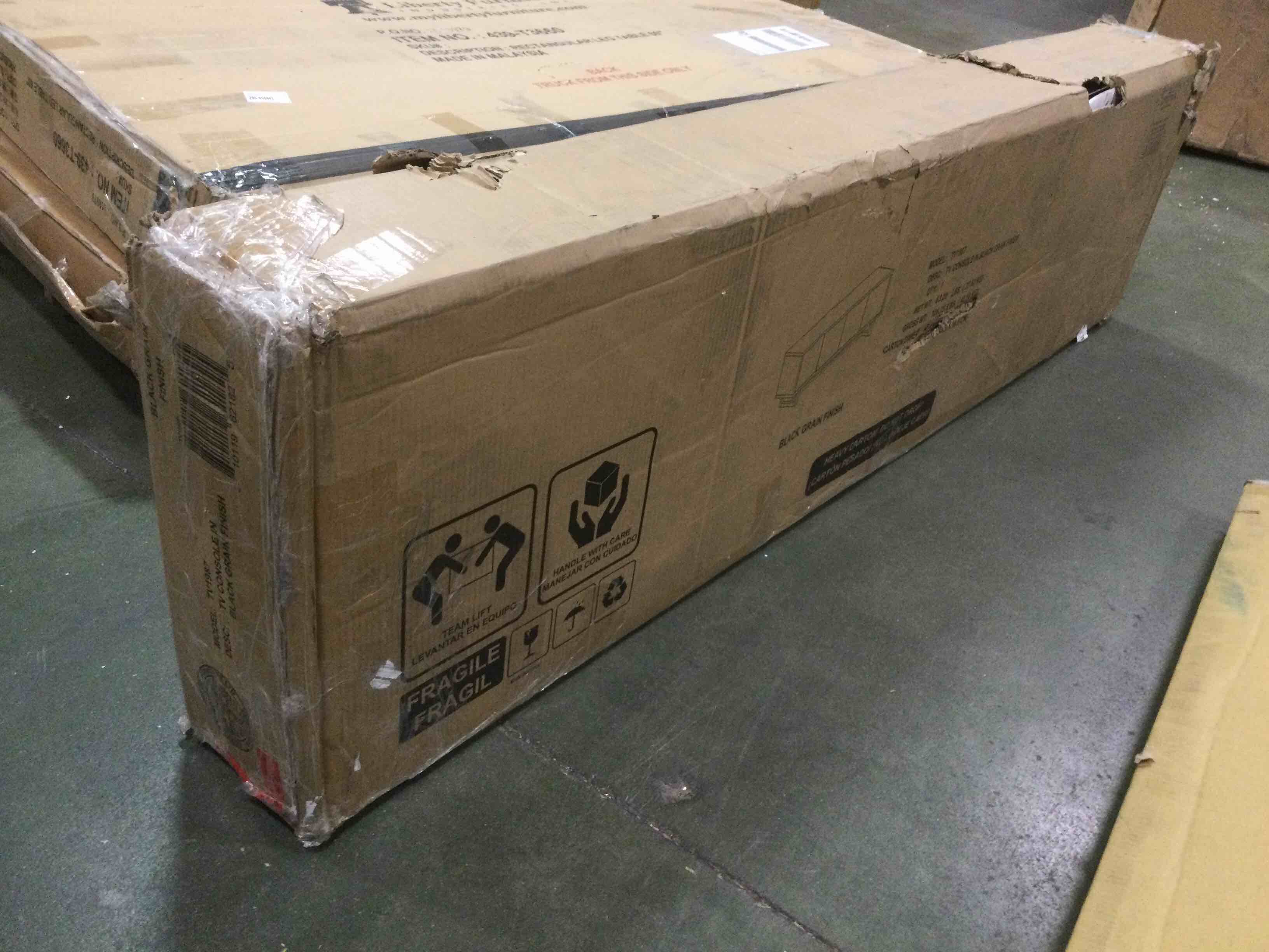 https://s3.amazonaws.com/lotting-images-prod/bidfta/ORG5888749_1704546832410.jpeg