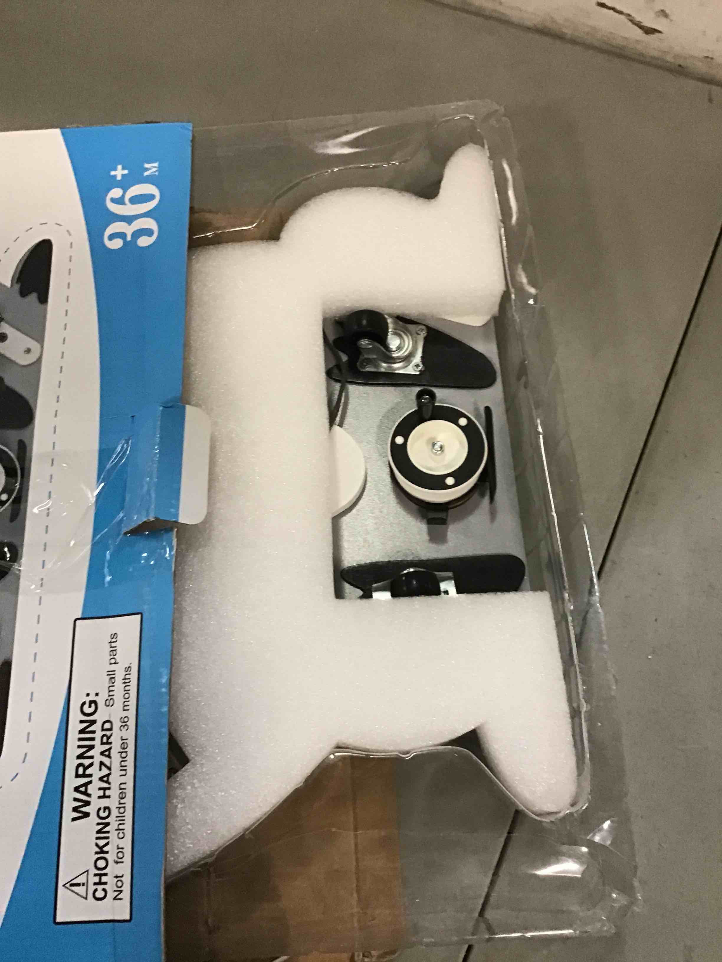 https://s3.amazonaws.com/lotting-images-prod/bidfta/ORG5891807_1704894634656.jpeg